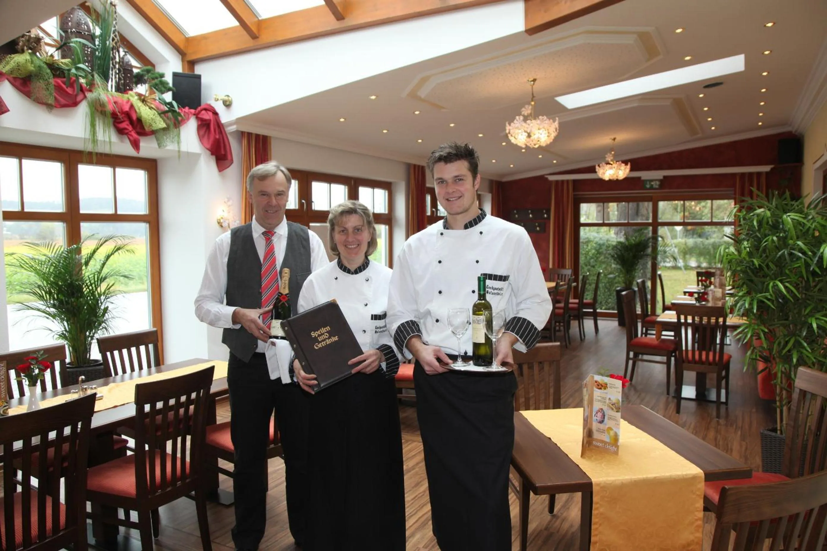 Restaurant/places to eat in Hotel Hutzenthaler