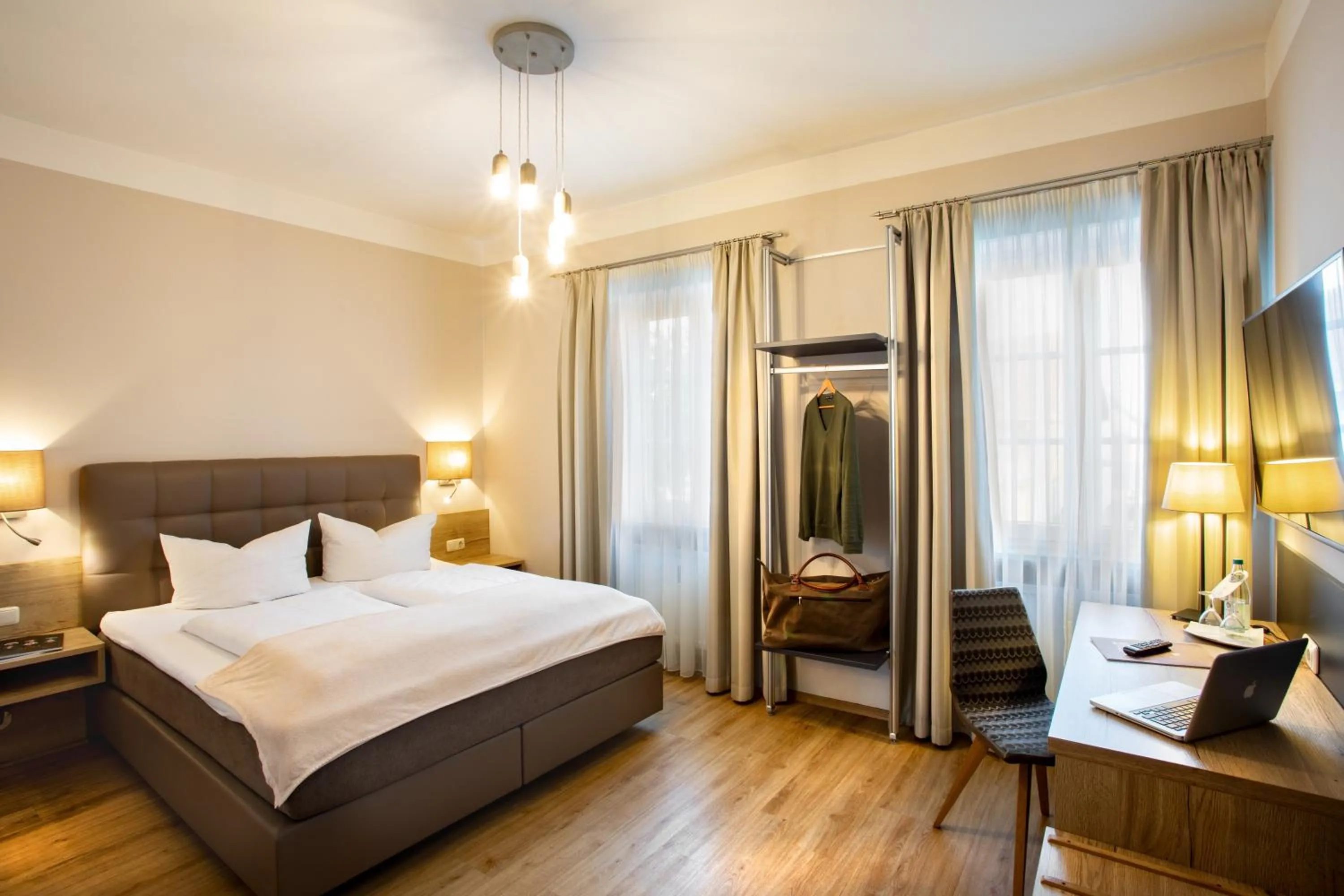 Bed in Boardinghouse Hotel Münchner Hof Pfarrkirchen