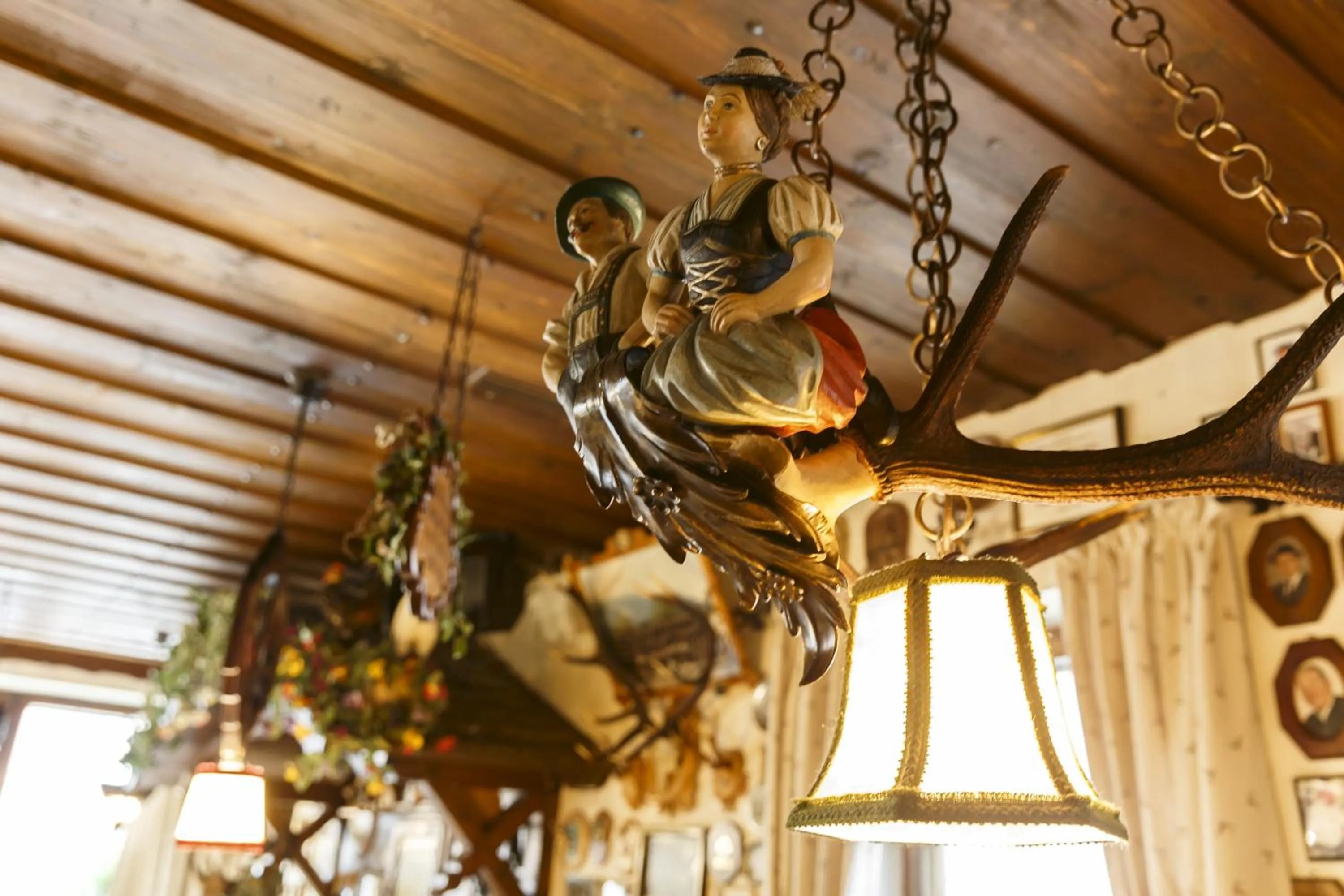 Restaurant/places to eat in Hotel & Gasthof Fraundorfer