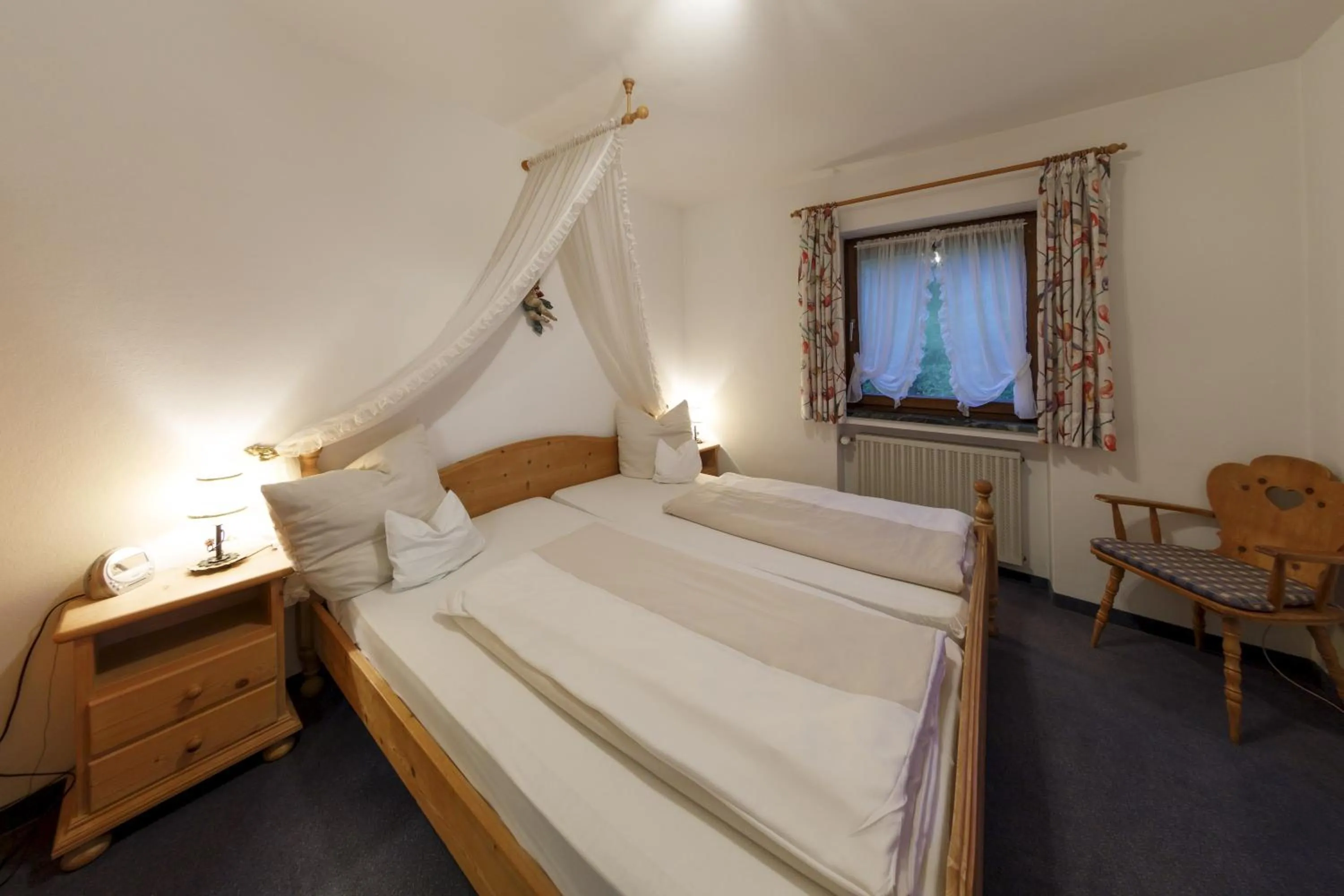 Photo of the whole room, Bed in Hotel & Gasthof Fraundorfer