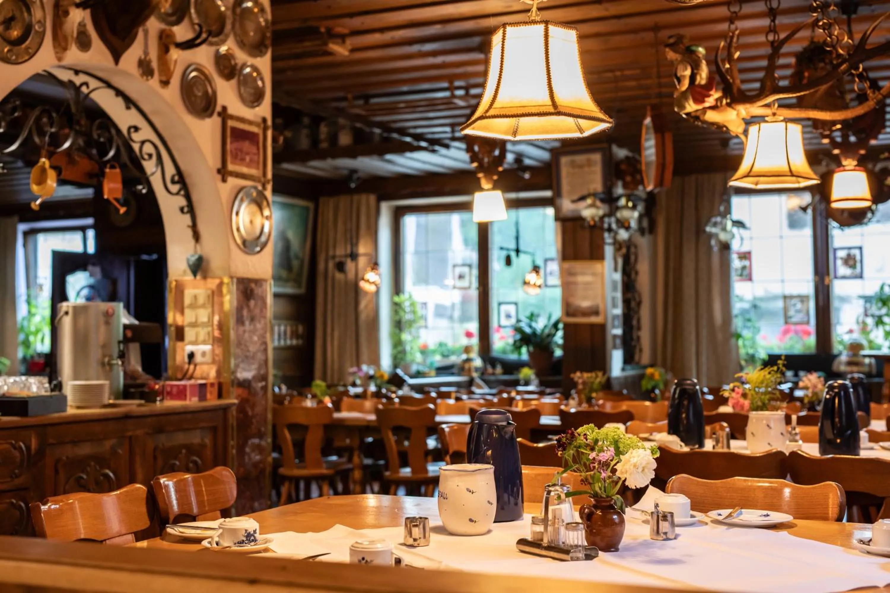Restaurant/places to eat in Hotel & Gasthof Fraundorfer
