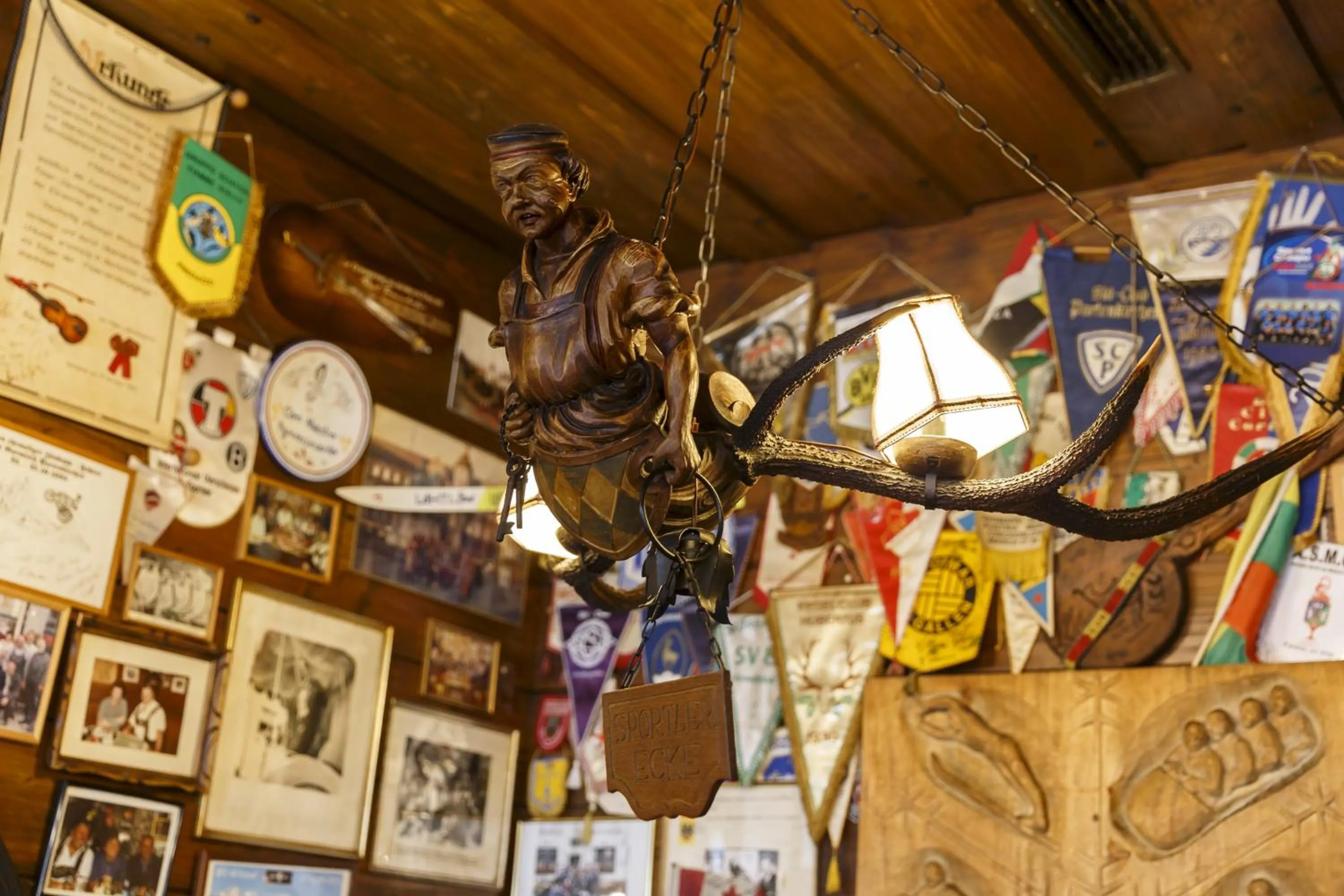 Restaurant/places to eat in Hotel & Gasthof Fraundorfer