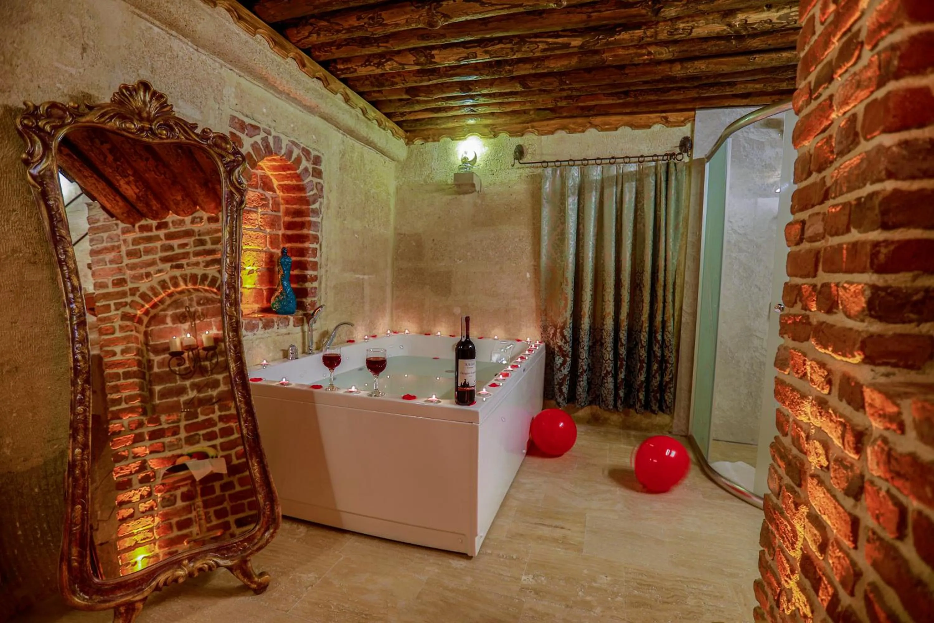 Bath in Casia Cave Suites