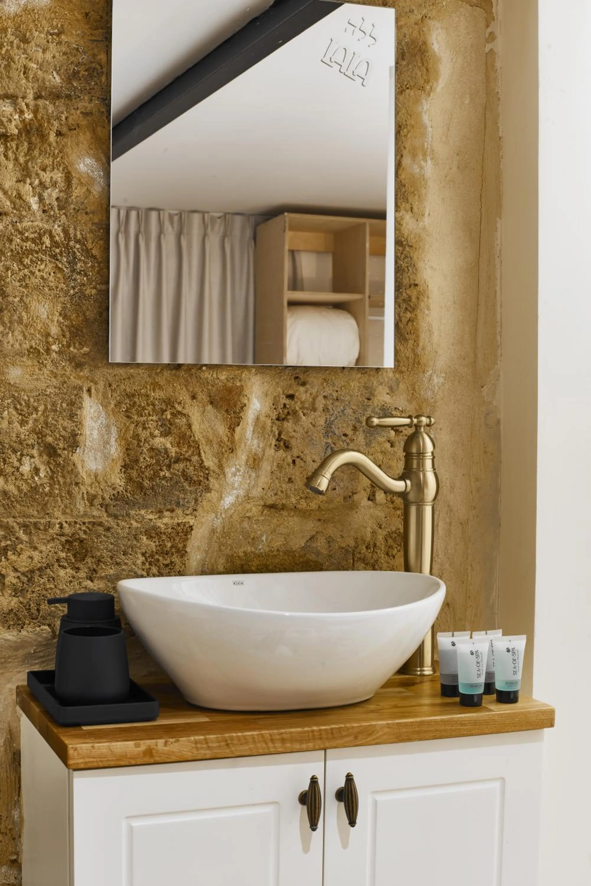 Bathroom in Tel-Aviv LALA Boutique Hotel