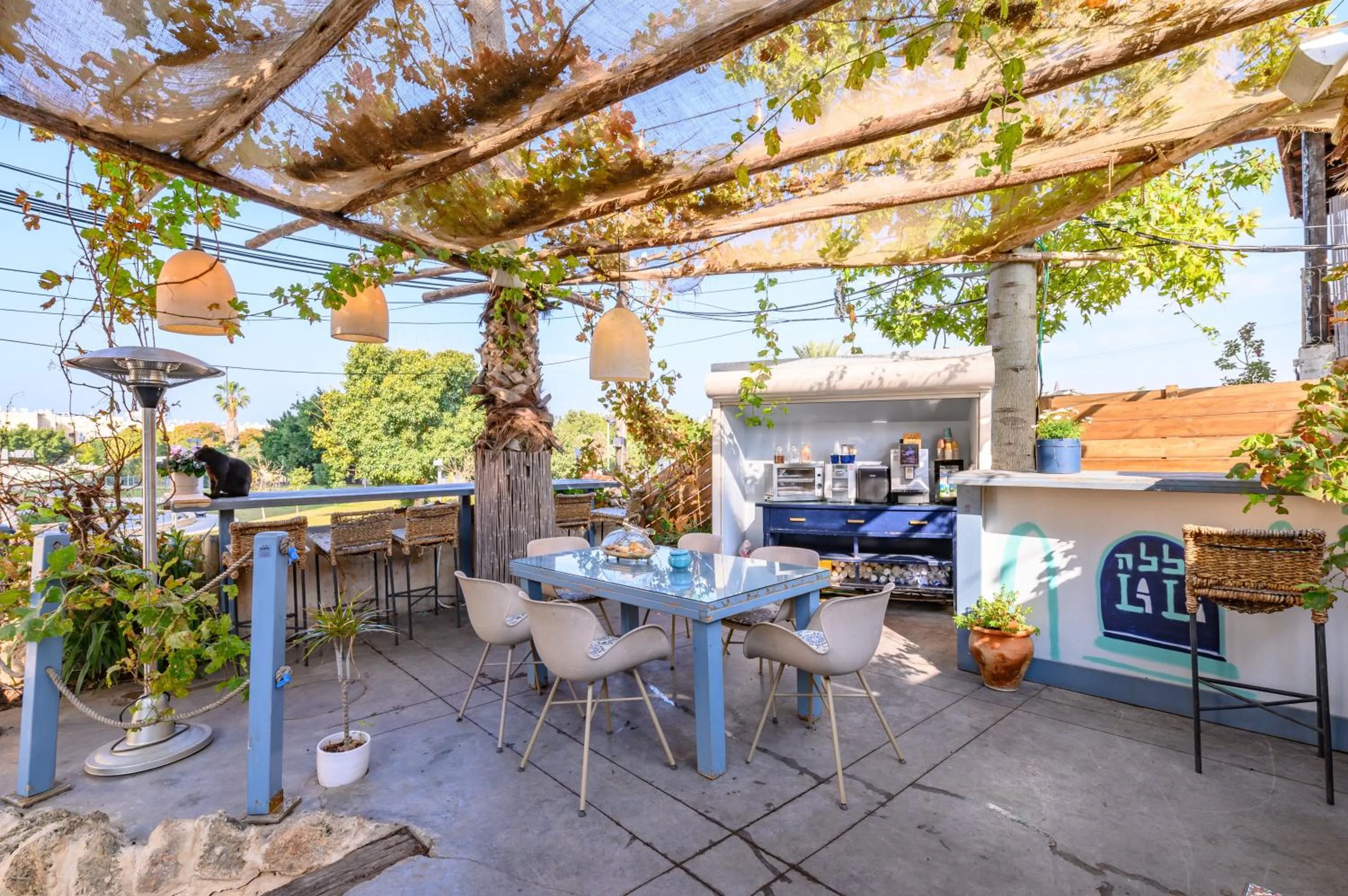 Garden in Tel-Aviv LALA Boutique Hotel