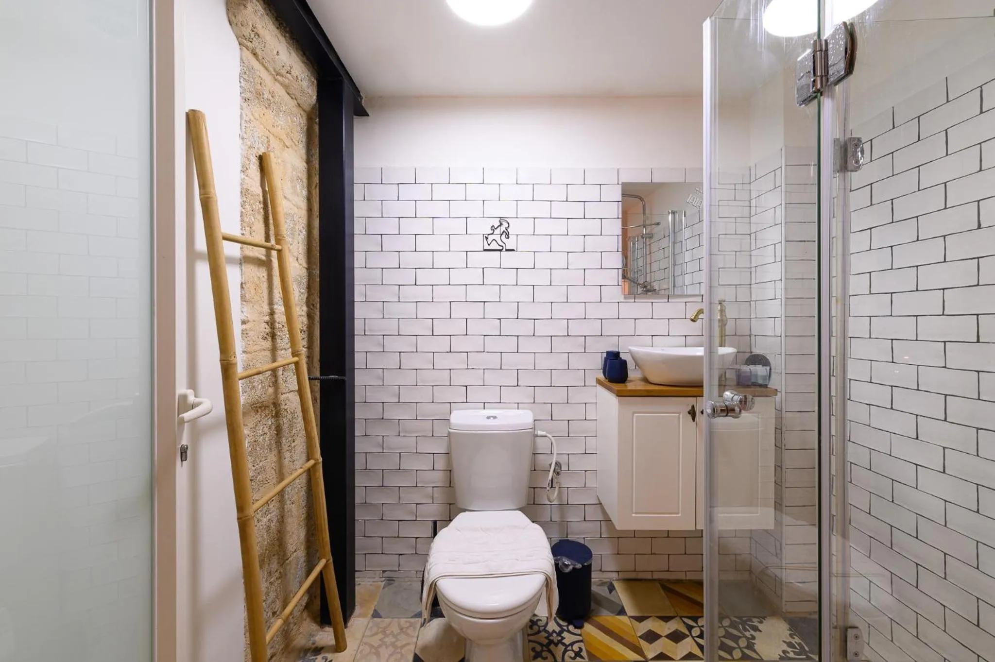 Shower in Tel-Aviv LALA Boutique Hotel