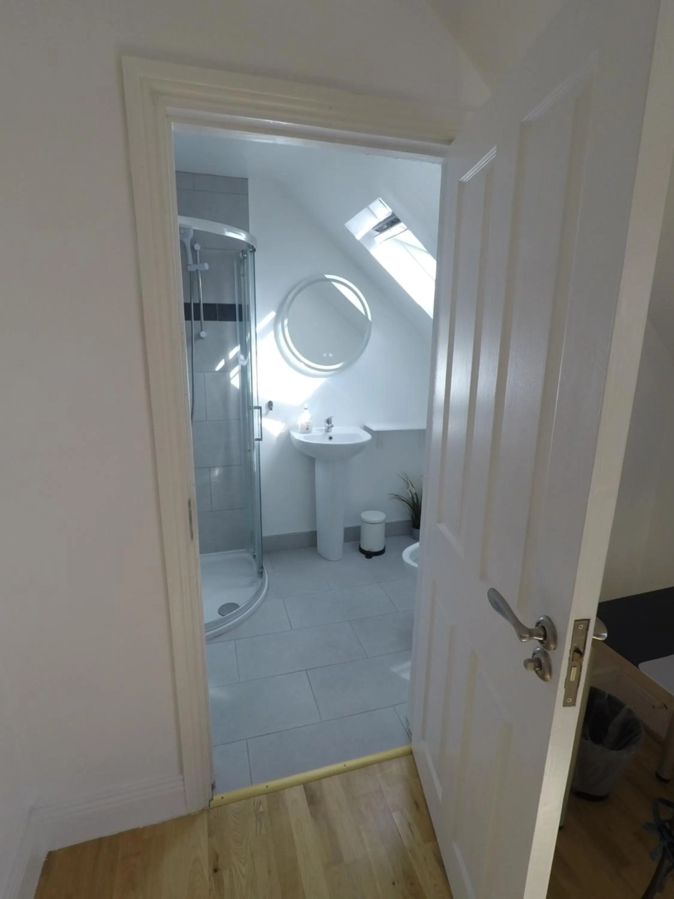 Bathroom in Seagull Cottage B&B