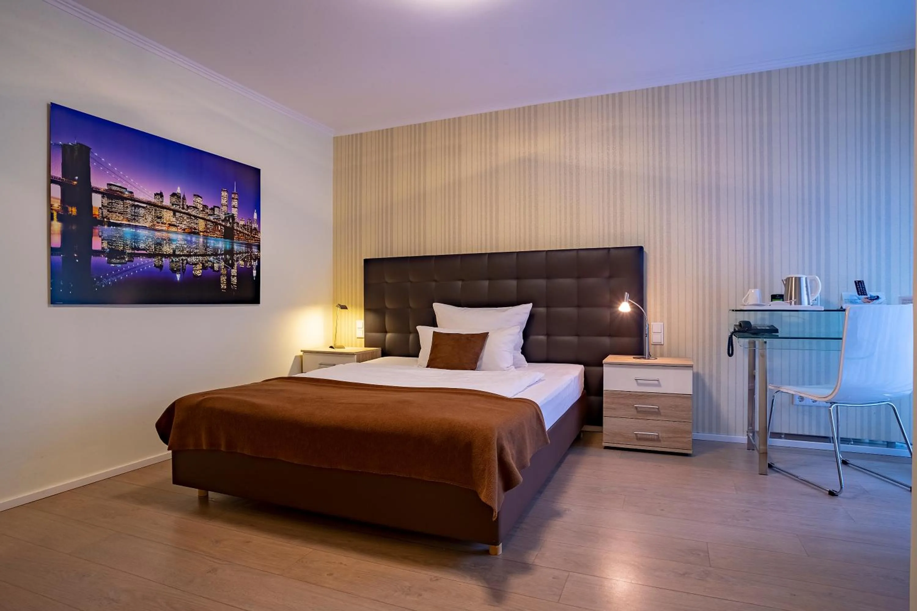 Photo of the whole room, Bed in Villa Westend Hotel an der Messe