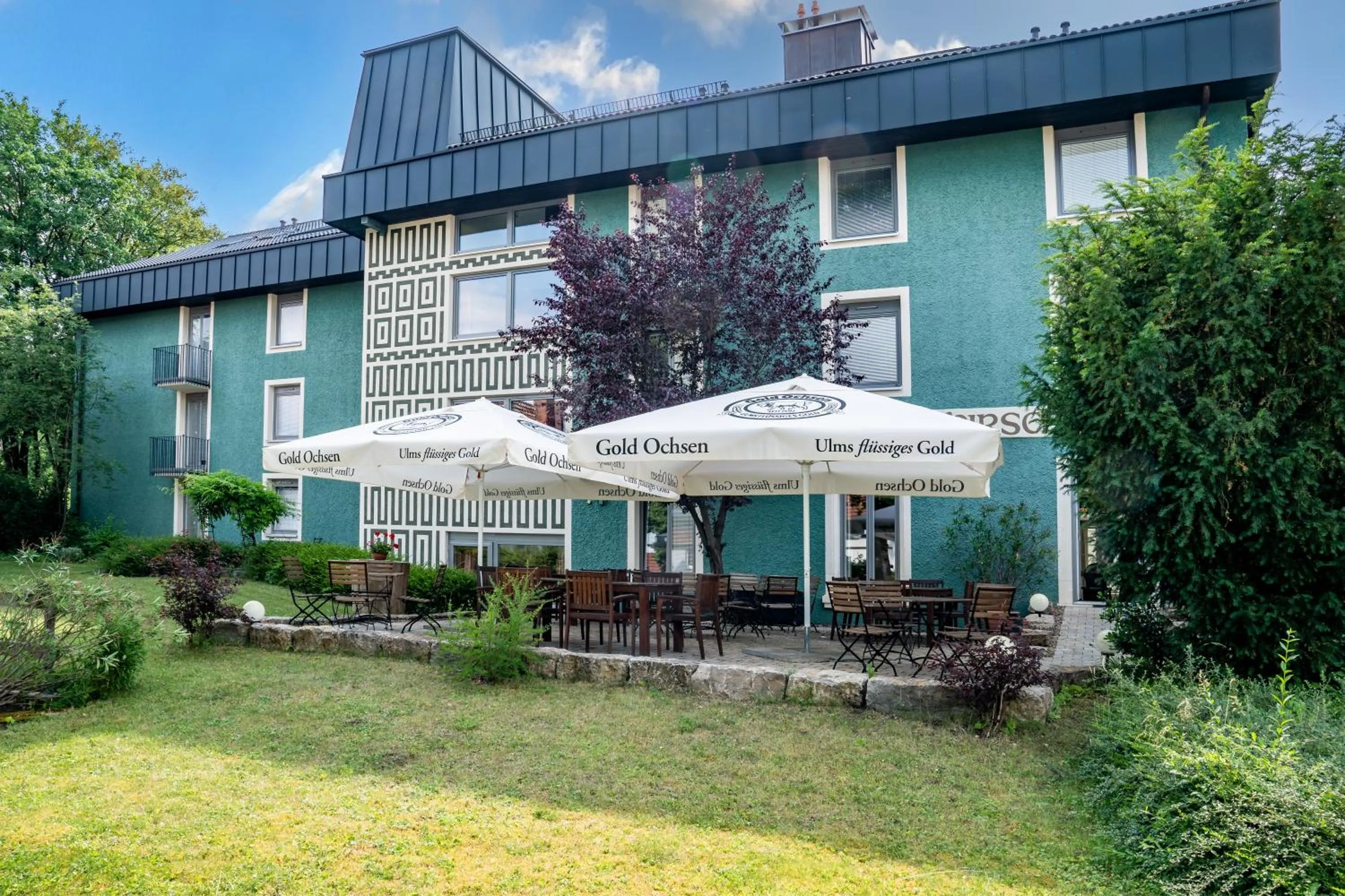 Property building in Akzent Hotel Restaurant Hirsch