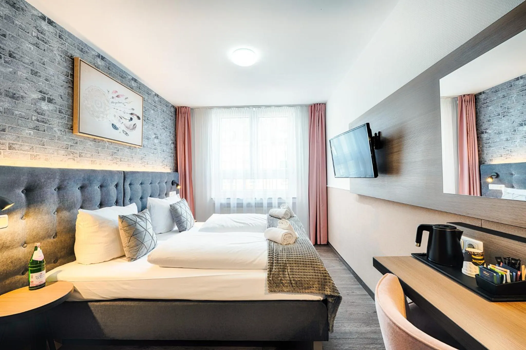 Photo of the whole room, Bed in Home Hotel