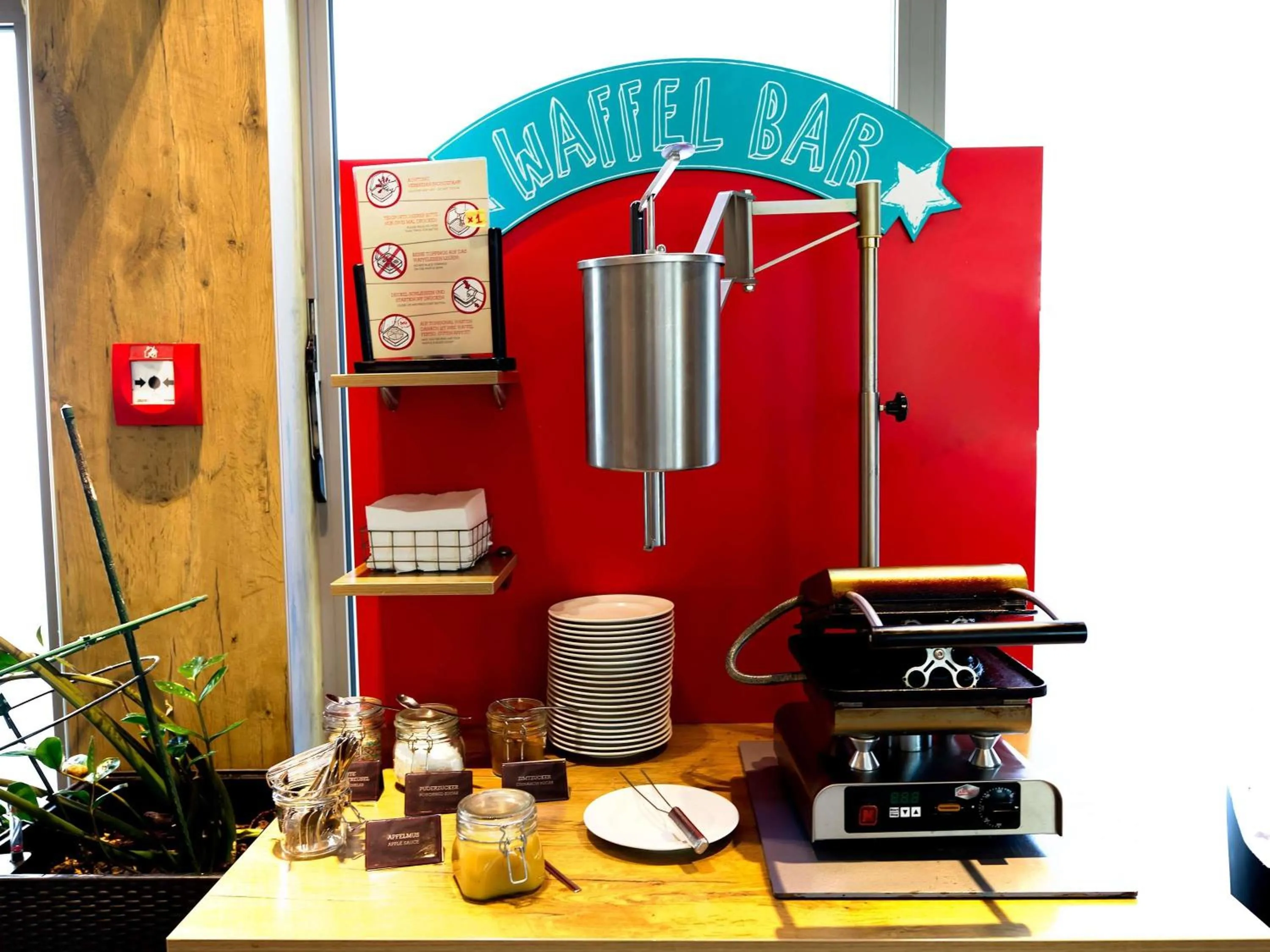 Property building in ibis Köln Centrum