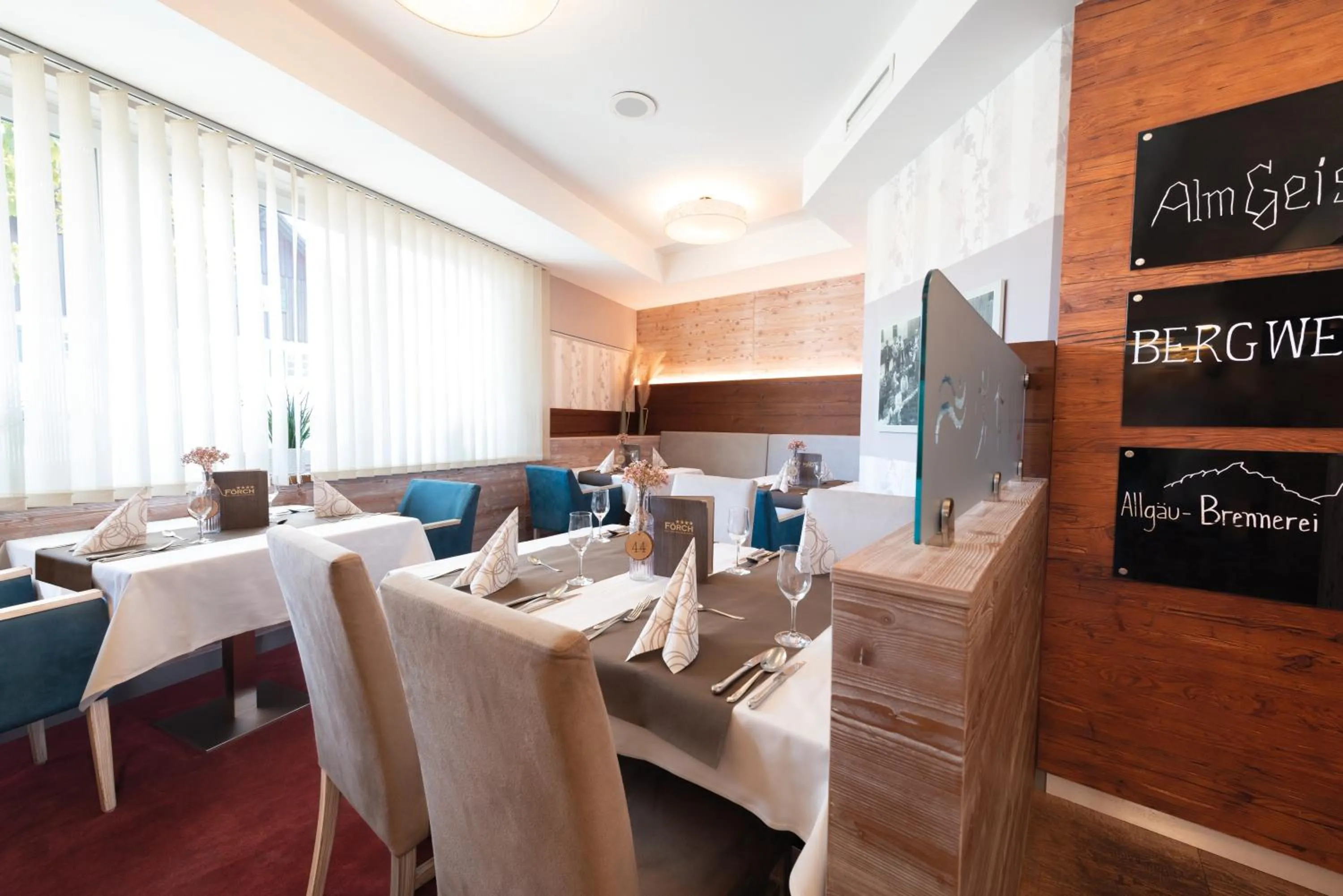 Lounge or bar in Kur- und Wellnesshotel Förch