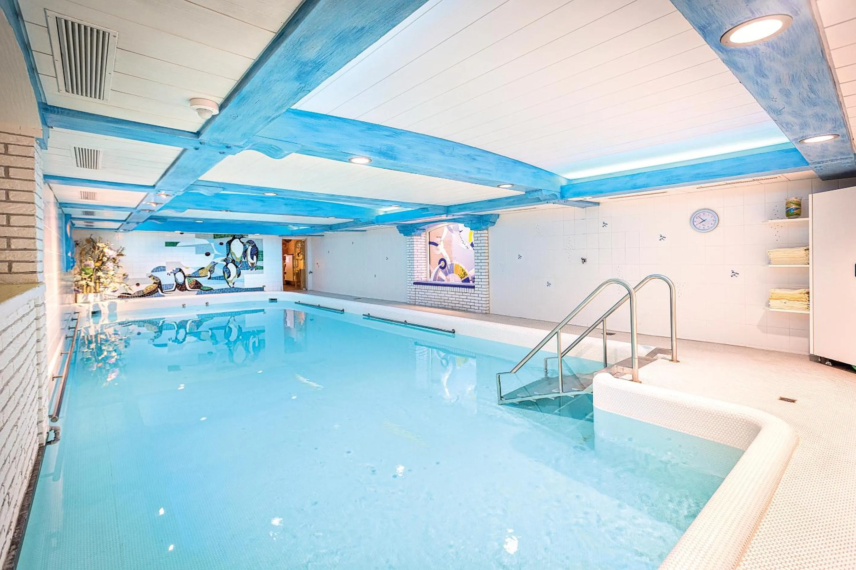 Swimming pool in Kur- und Wellnesshotel Förch