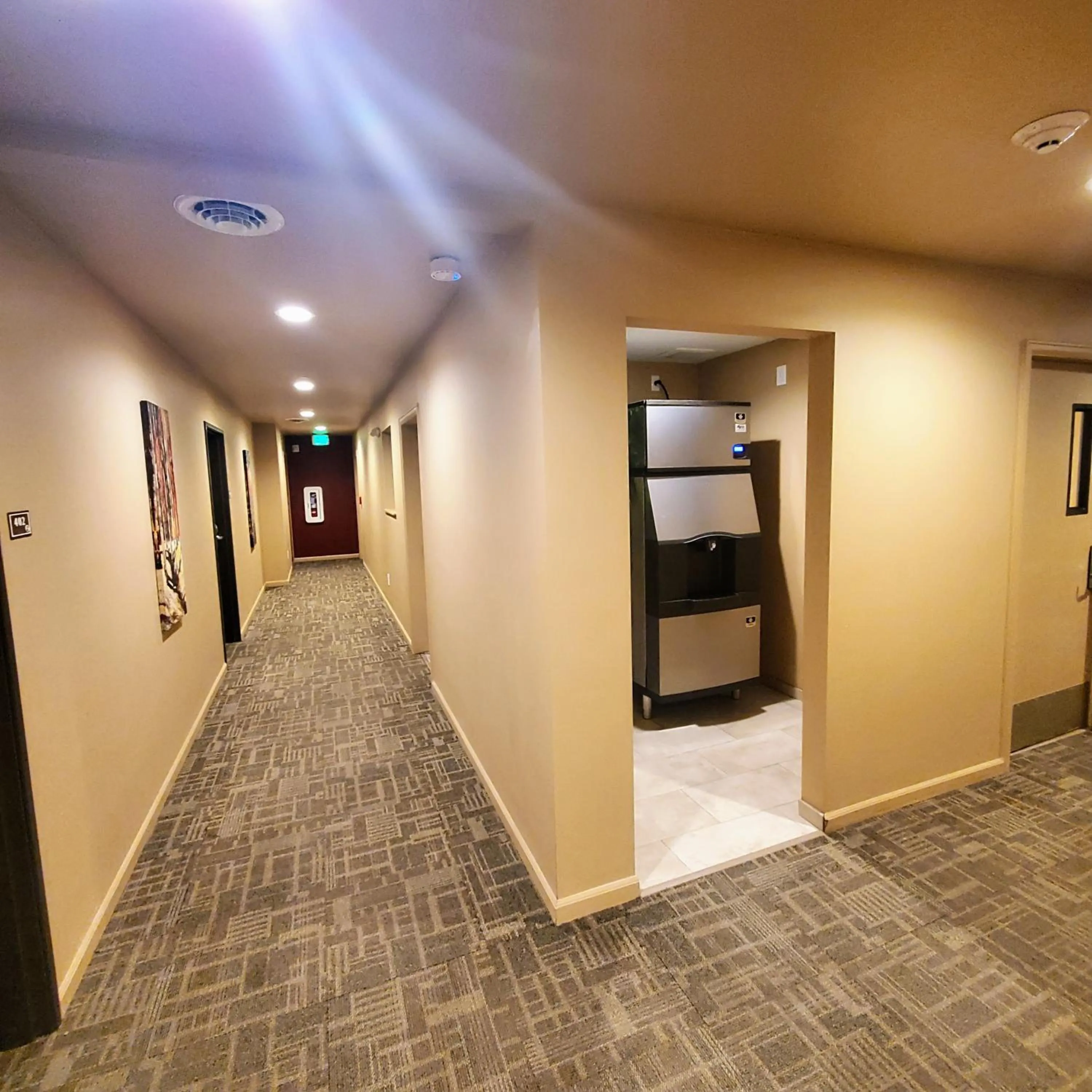 Property building in Terrace Park Inn