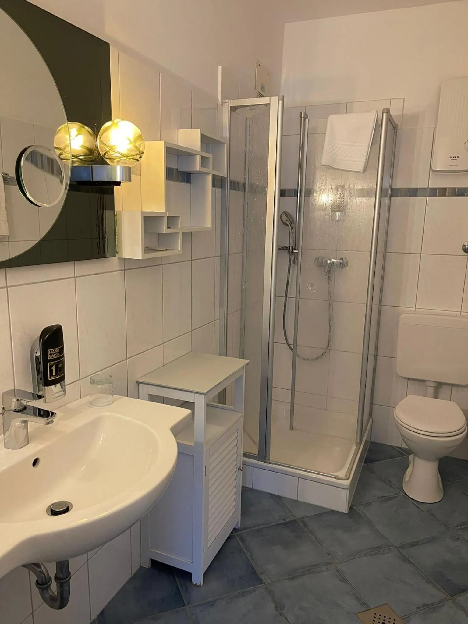 Shower in Hotel Traumblick