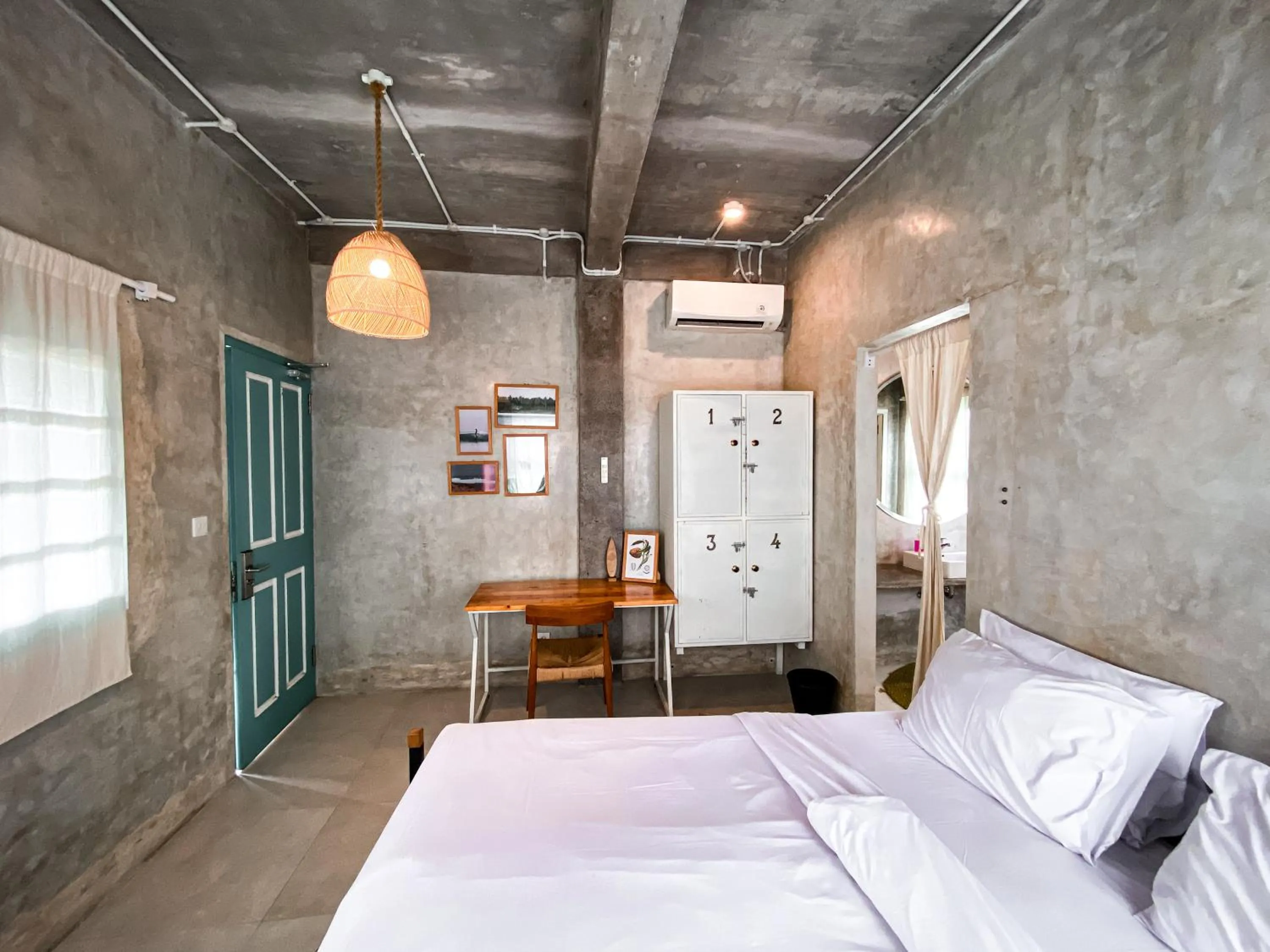 Bedroom in Good Mantra Studio