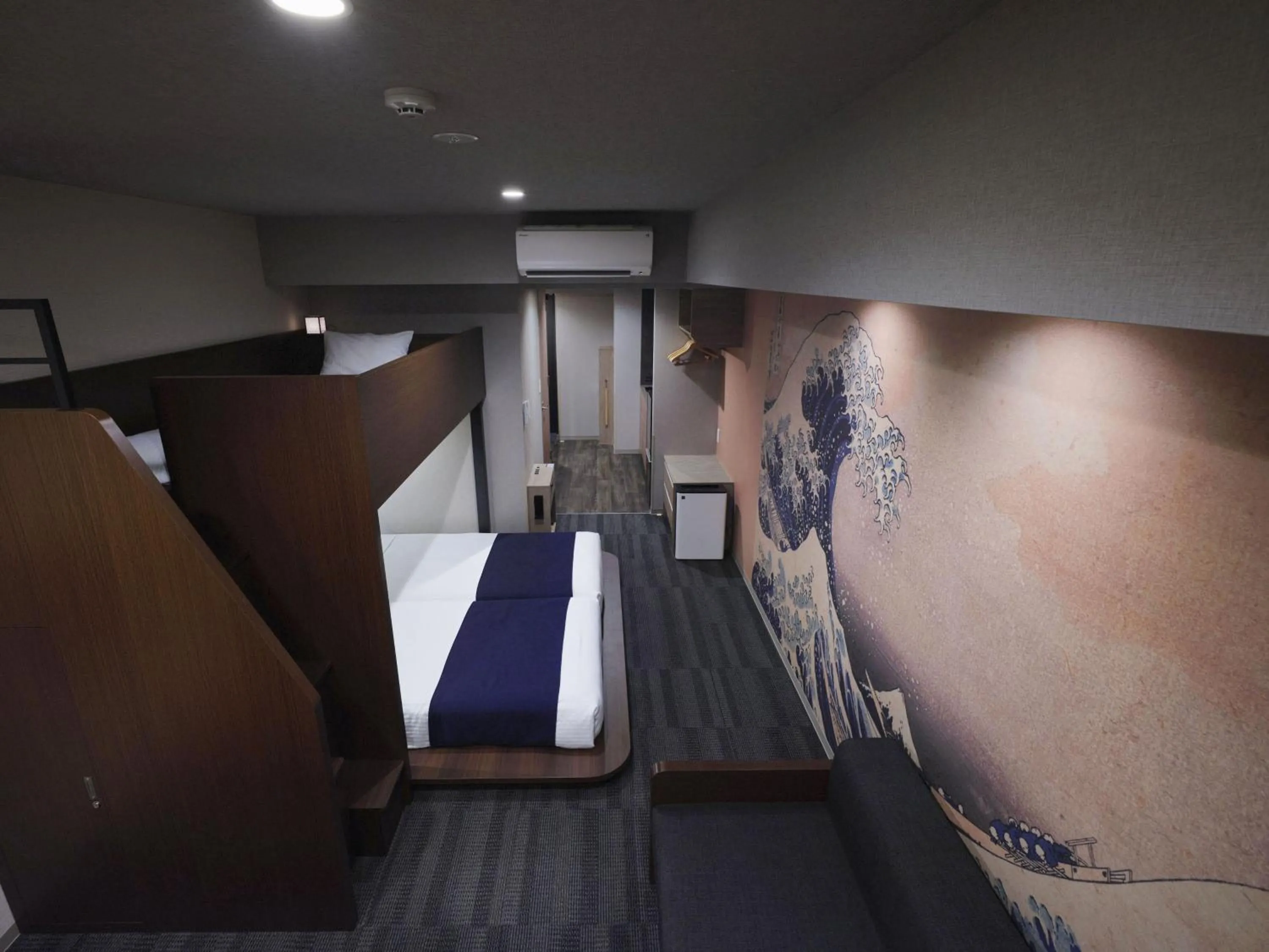 Bed in MONday Apart Ueno Shinokachimachi