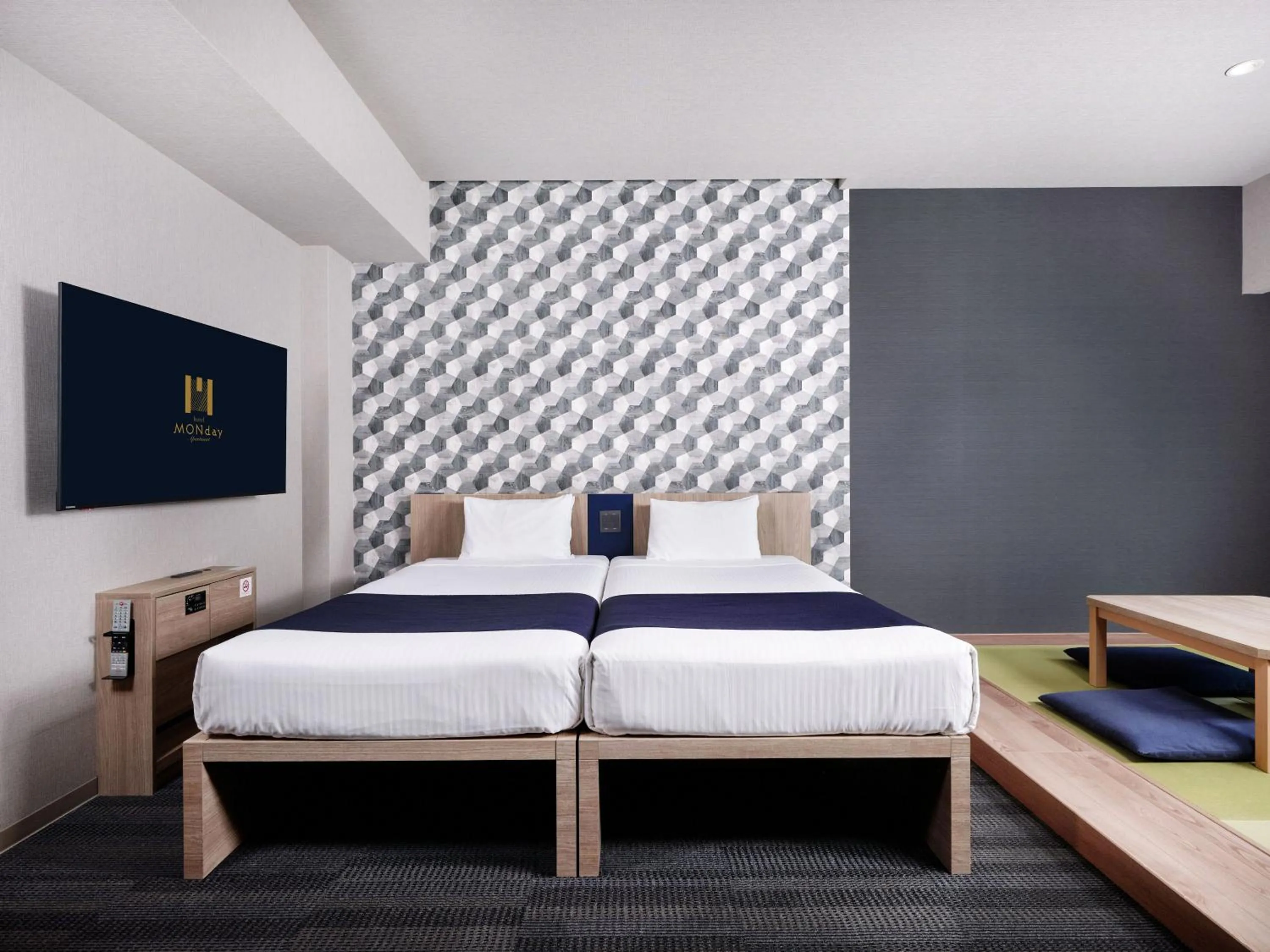 Bed in MONday Apart Ueno Shinokachimachi