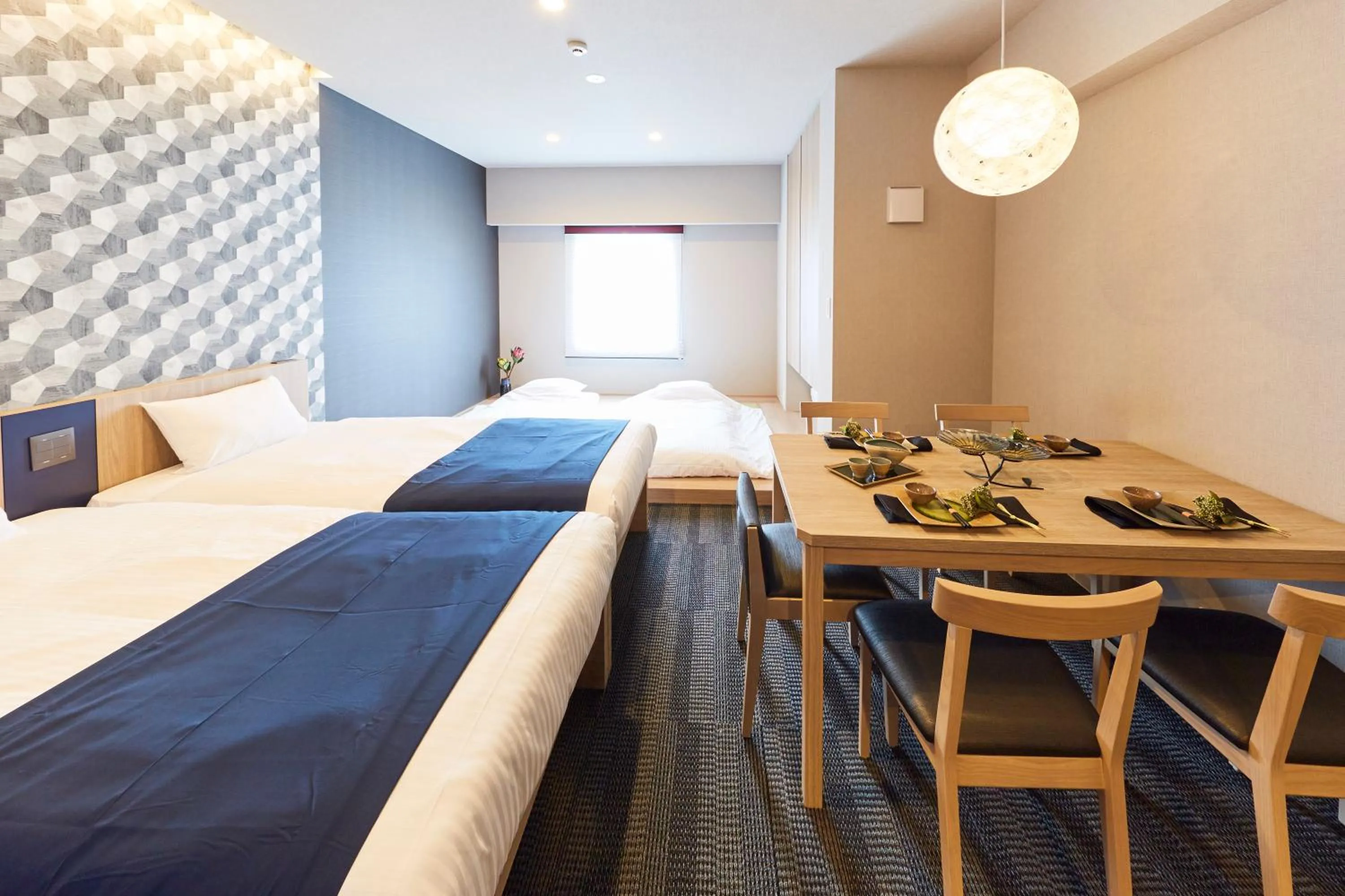 Photo of the whole room, Bed in MONday Apart Ueno Shinokachimachi