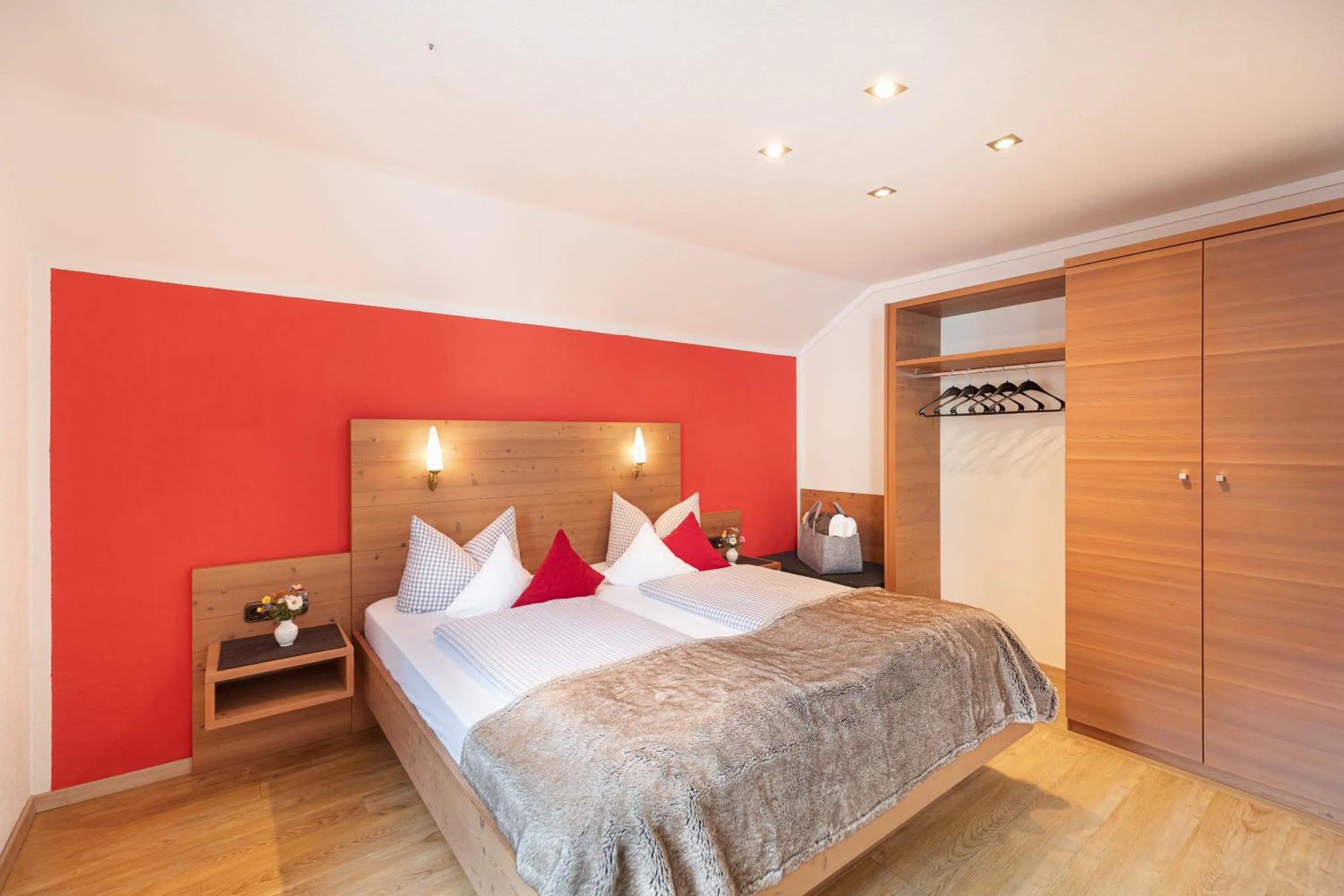 Bed in Familien- und Wellnesshotel "Landhaus Viktoria"