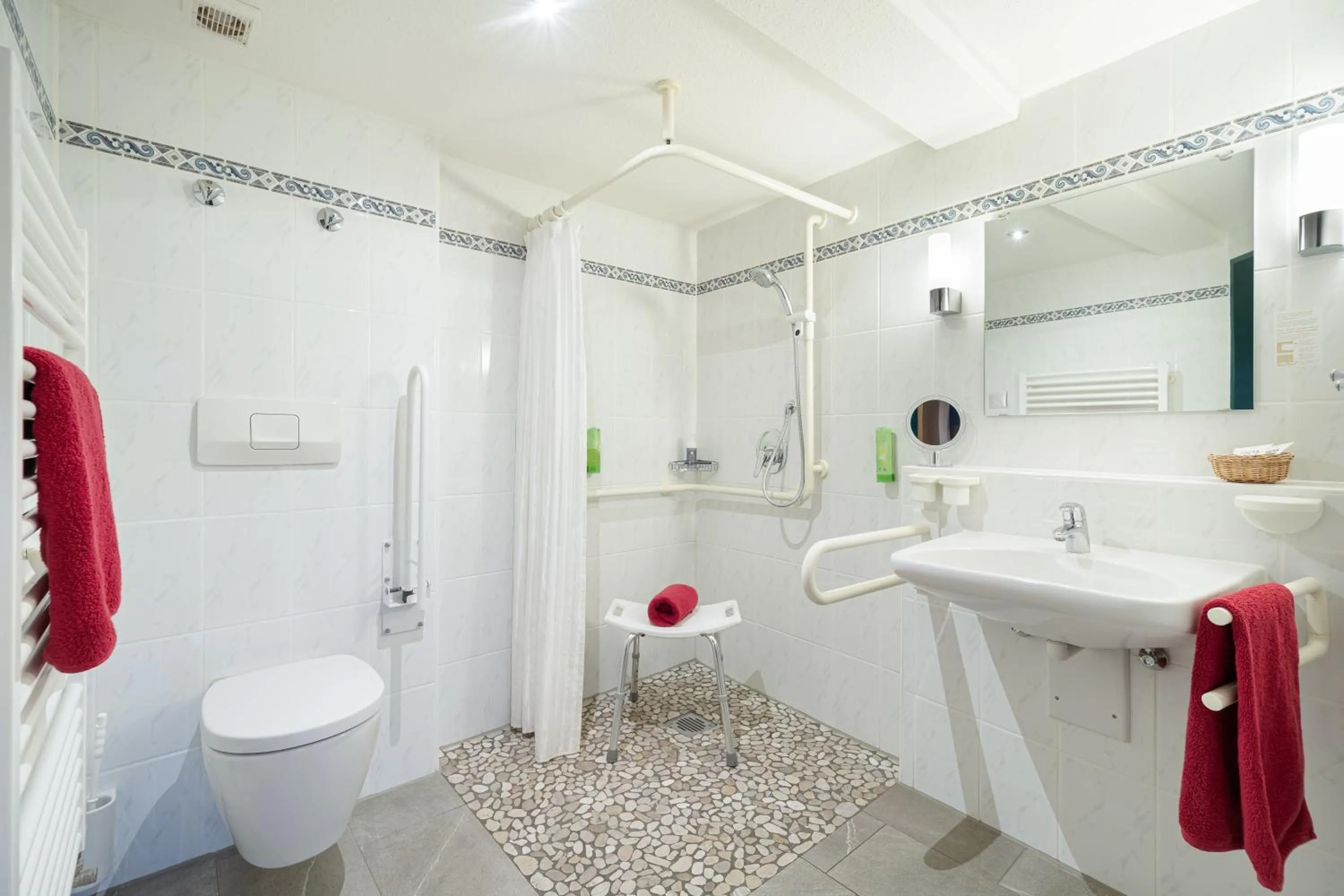 Familien- und Wellnesshotel "Landhaus Viktoria"