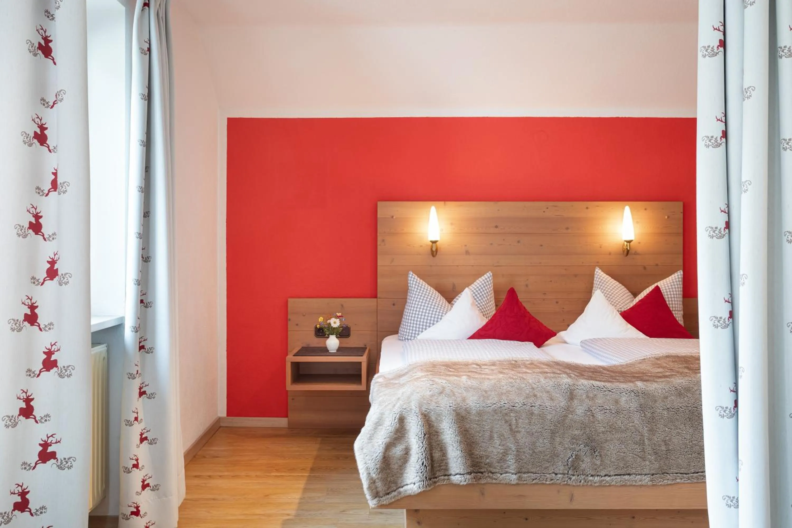 Bed in Familien- und Wellnesshotel "Landhaus Viktoria"