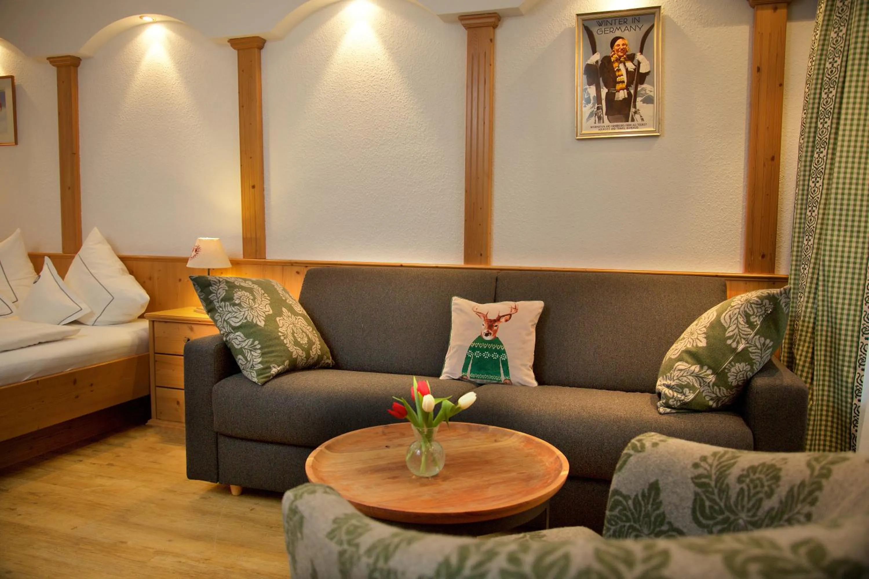 Bed in Hotel Menning ***S