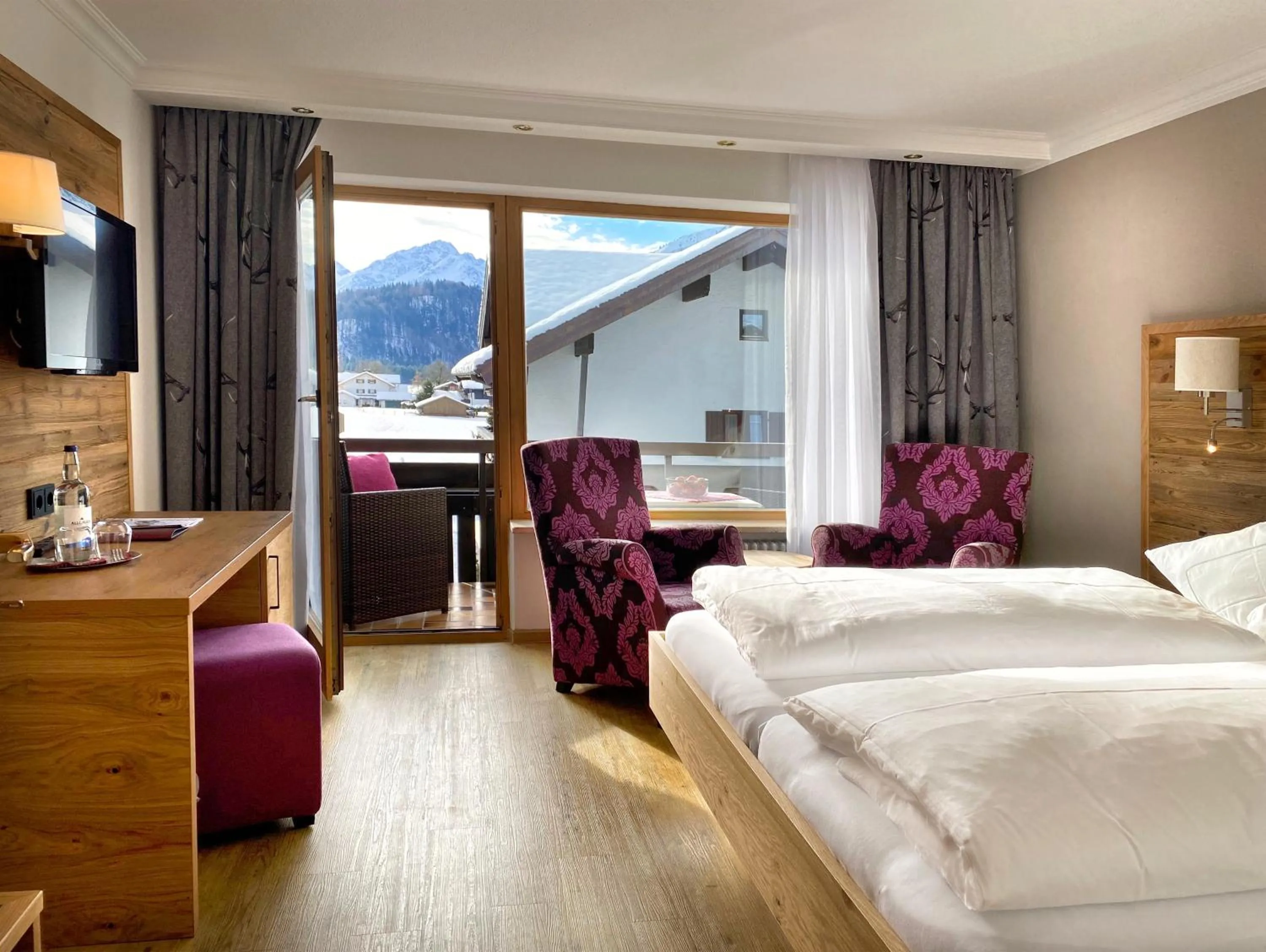 Bed in Hotel Menning ***S