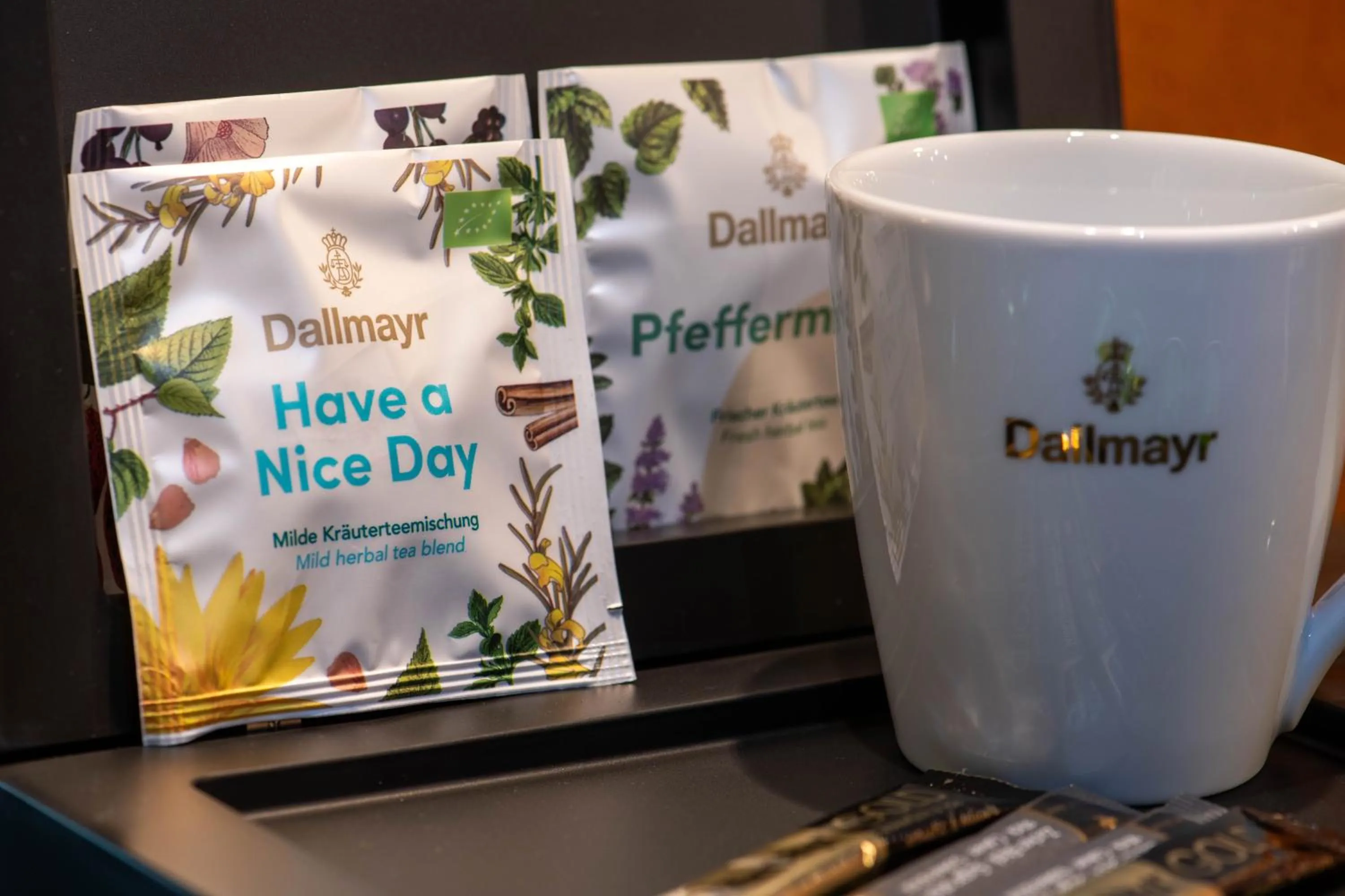 Coffee/tea facilities in Best Western Premier Airporthotel Berlin