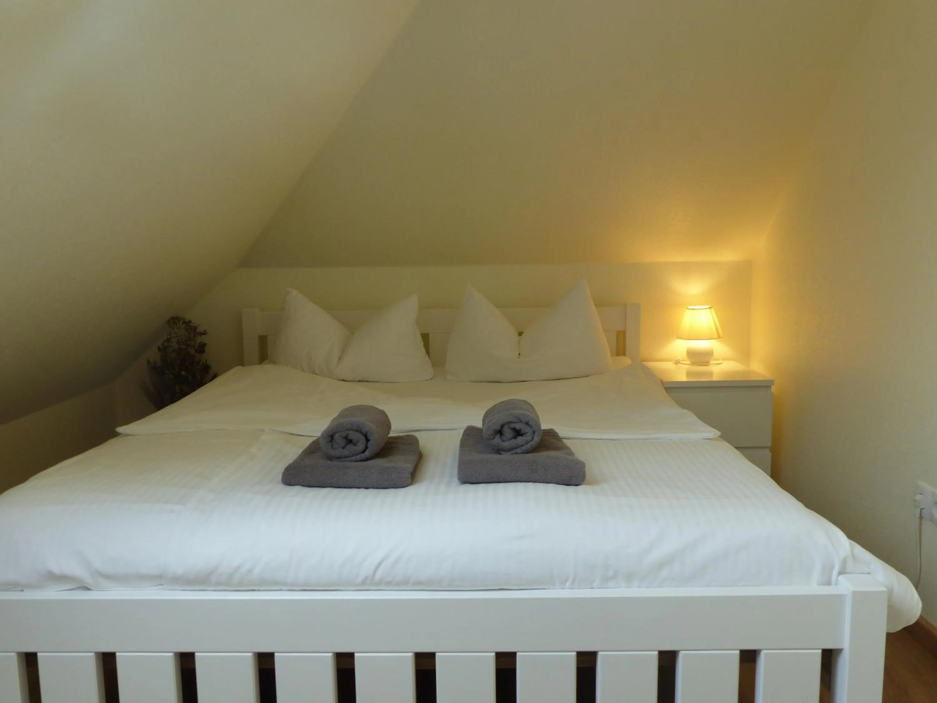 Bed in Pension Ziemann