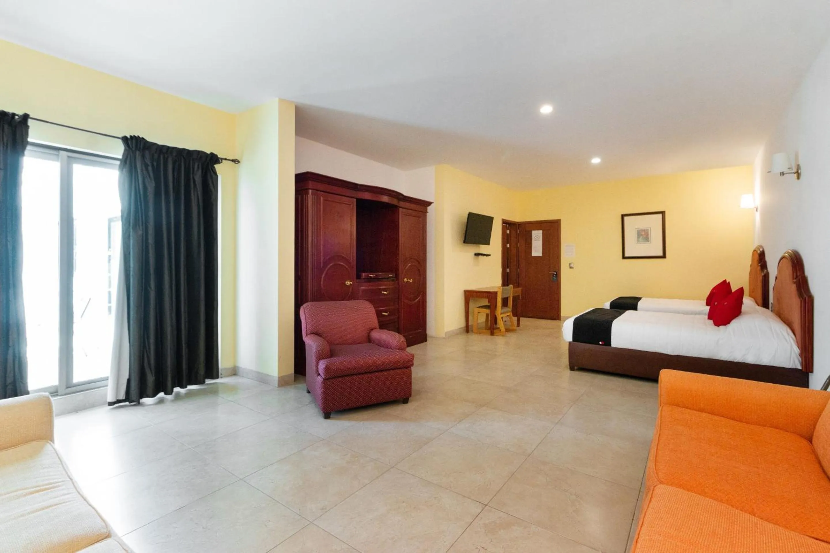 Bedroom, Bed in Capital O Hotel Vitale Leon MX