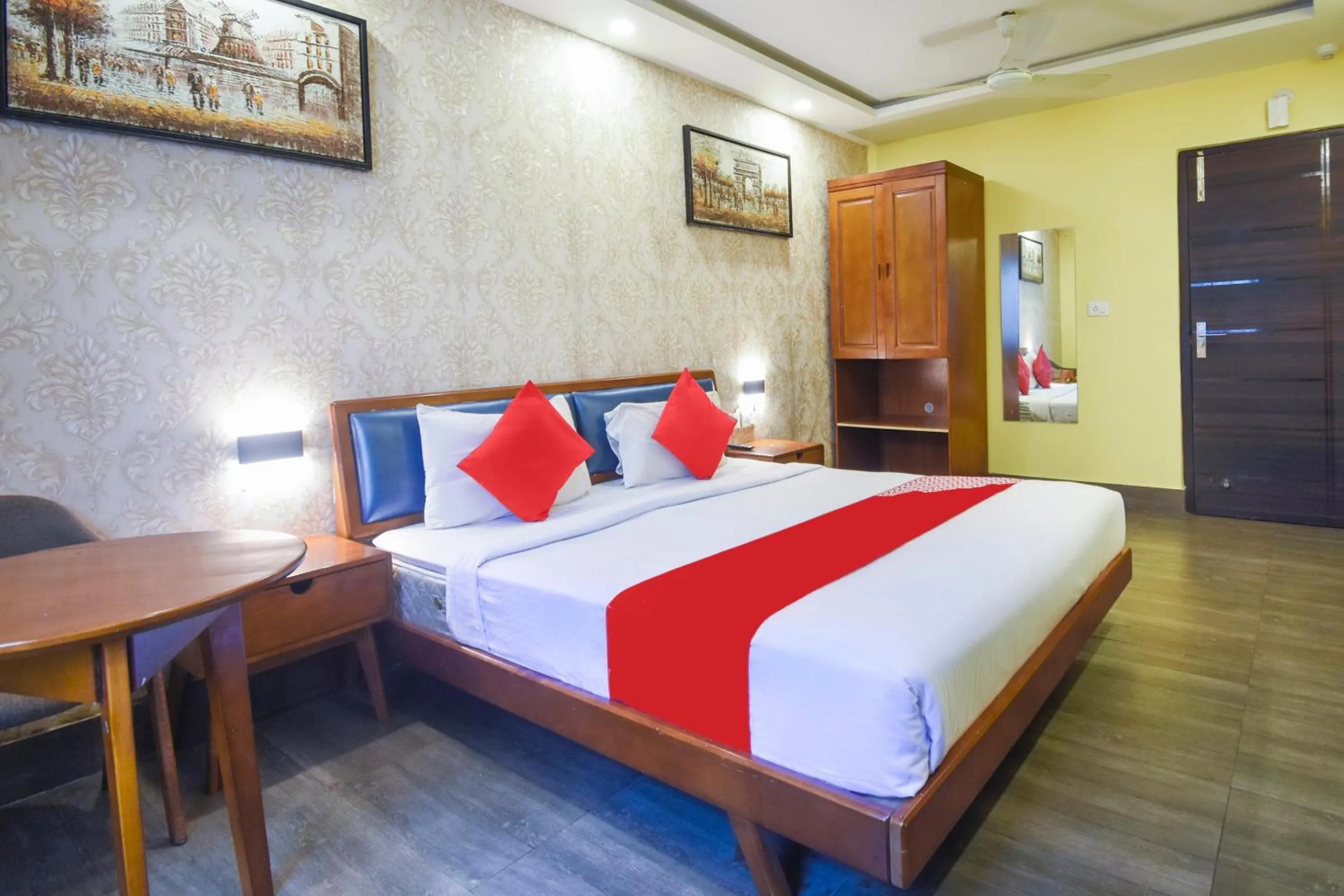 Bedroom, Bed in Kiaan Inn