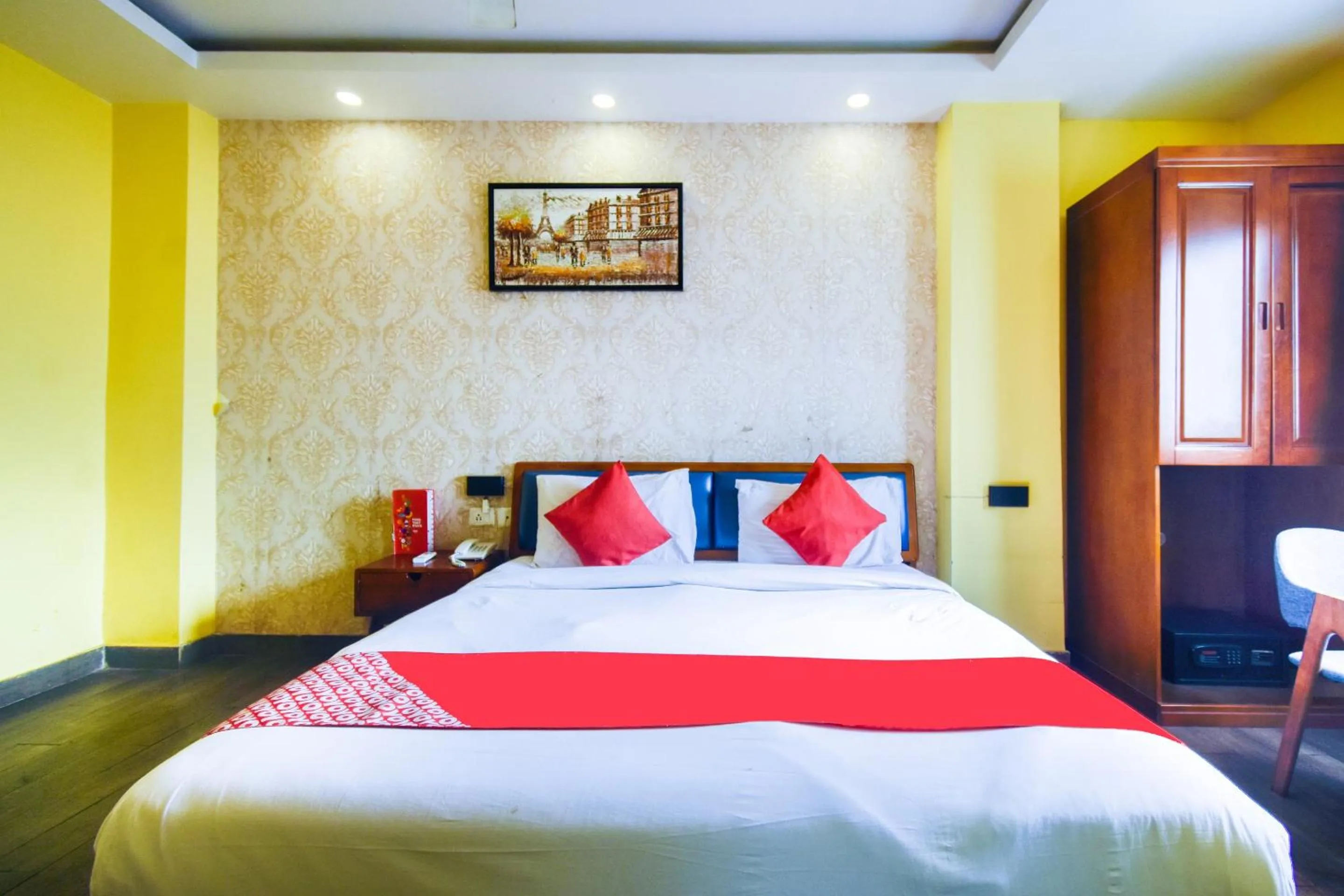 Bedroom, Bed in Kiaan Inn