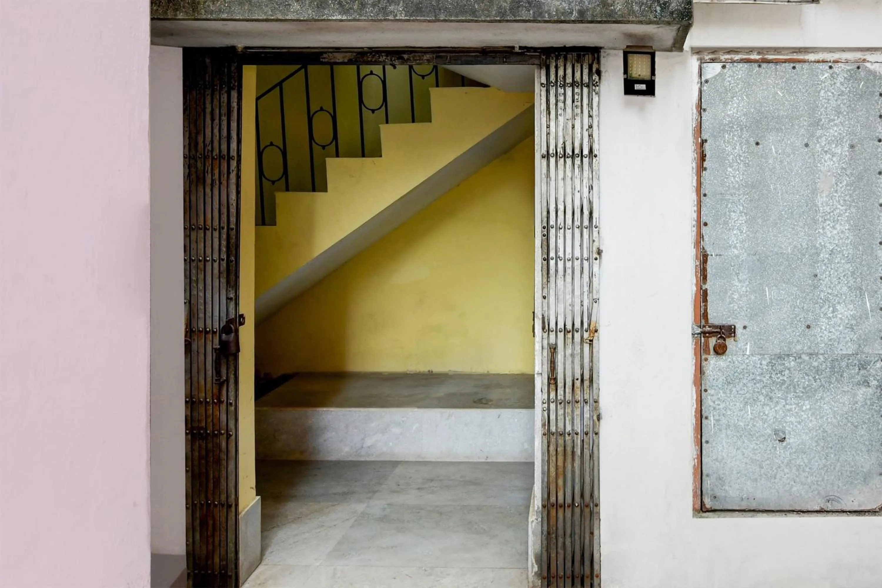 Facade/entrance in Hotel O Sonali Guest house