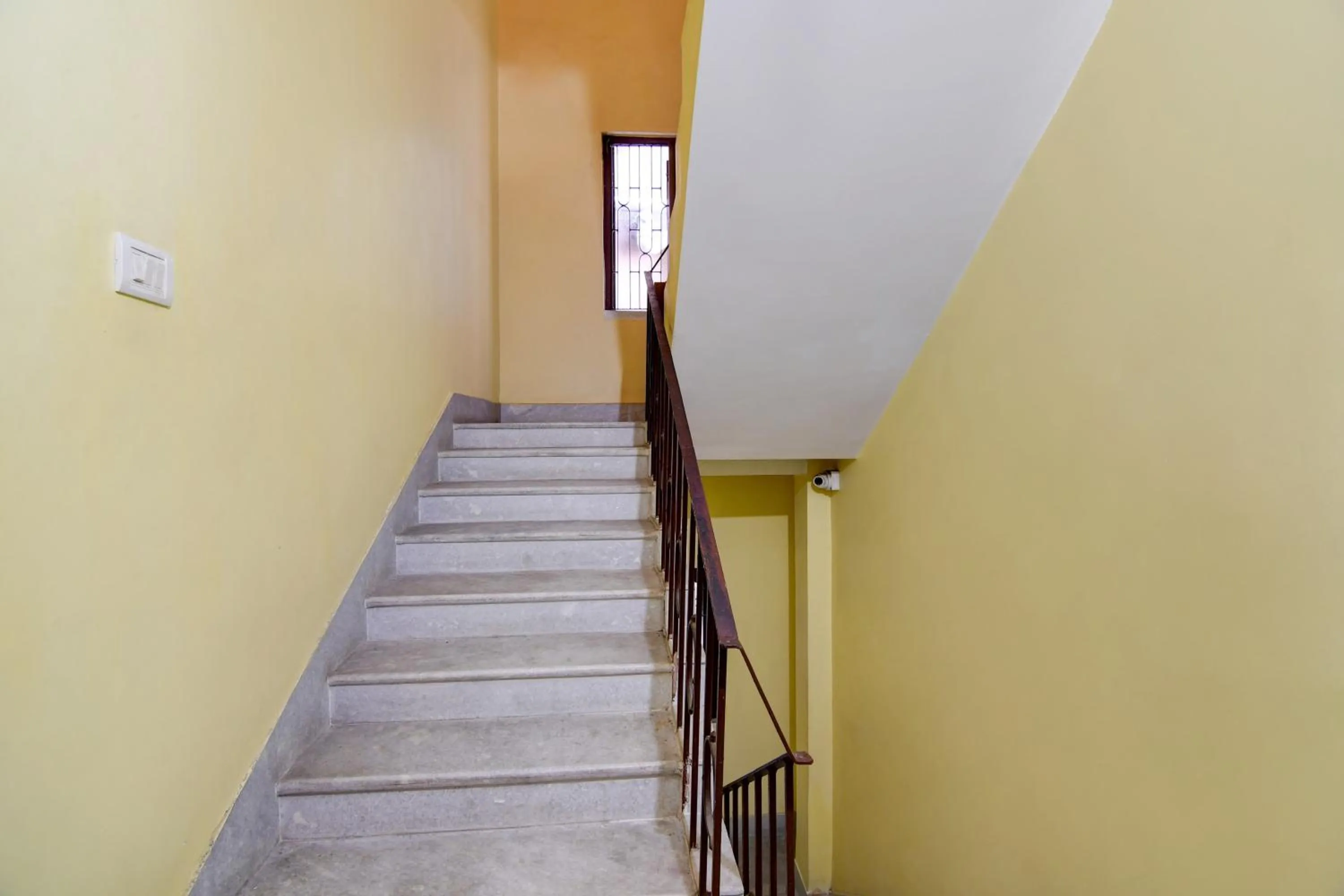 Lobby or reception in Hotel O Sonali Guest house