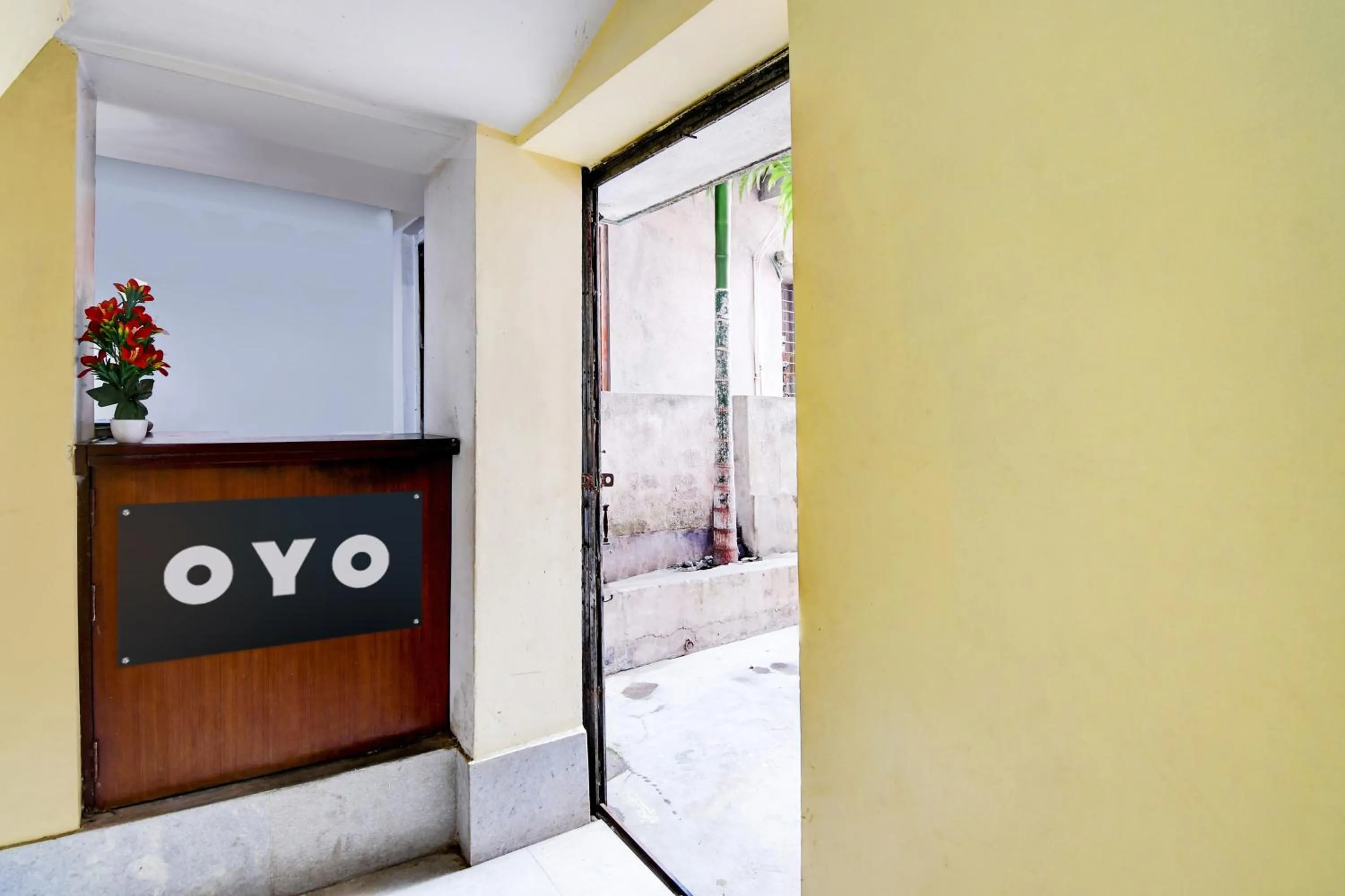 Lobby or reception in Hotel O Sonali Guest house