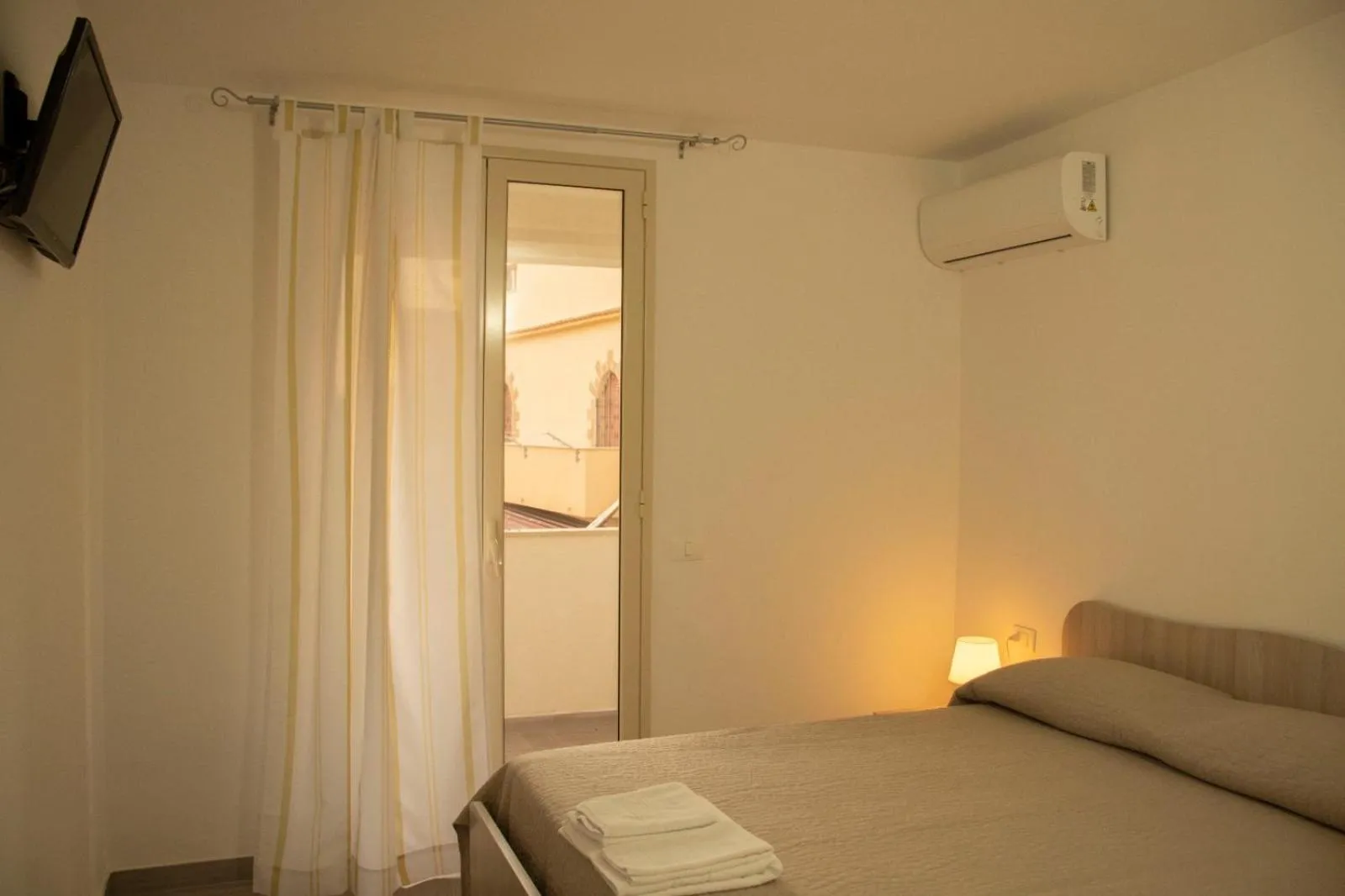 Bed in B&b villa Arena