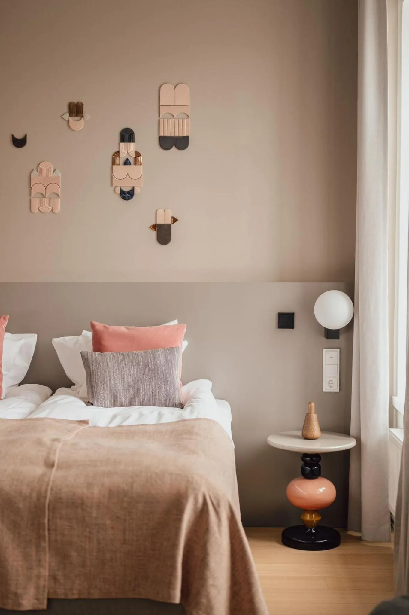 Bed in The Folks Hotel Konepaja