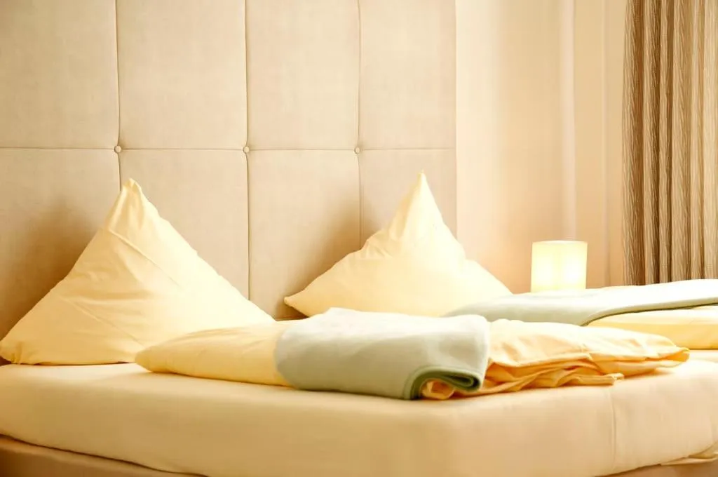 Bedroom, Bed in Flair Hotel Nieder