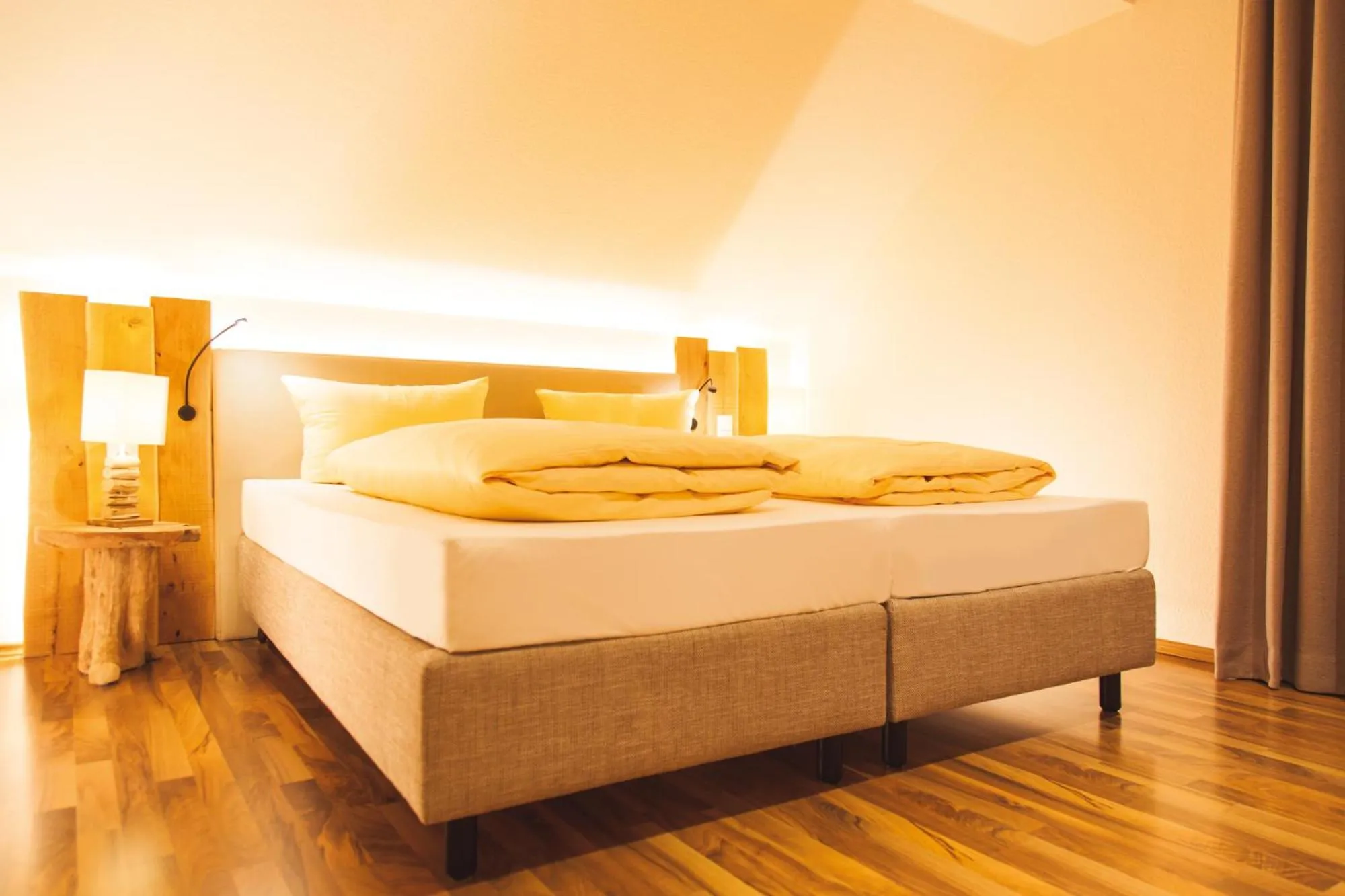 Photo of the whole room, Bed in Flair Hotel Nieder