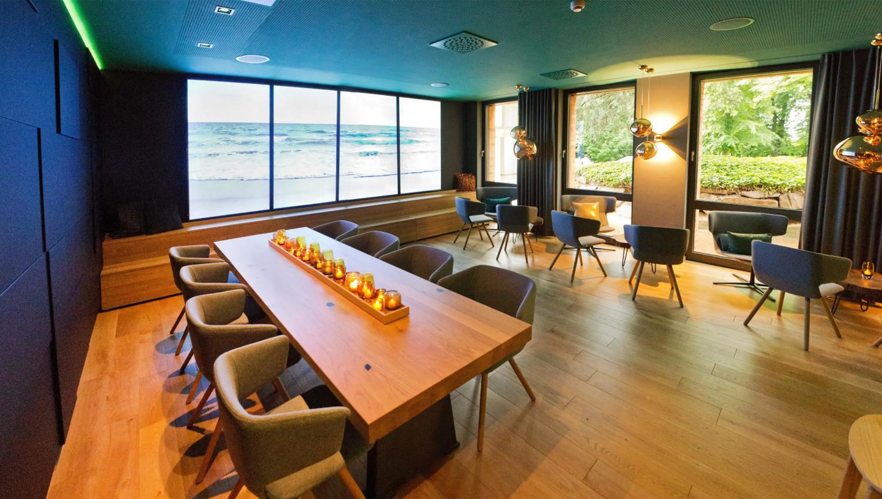 Decorative detail in Arcadeon