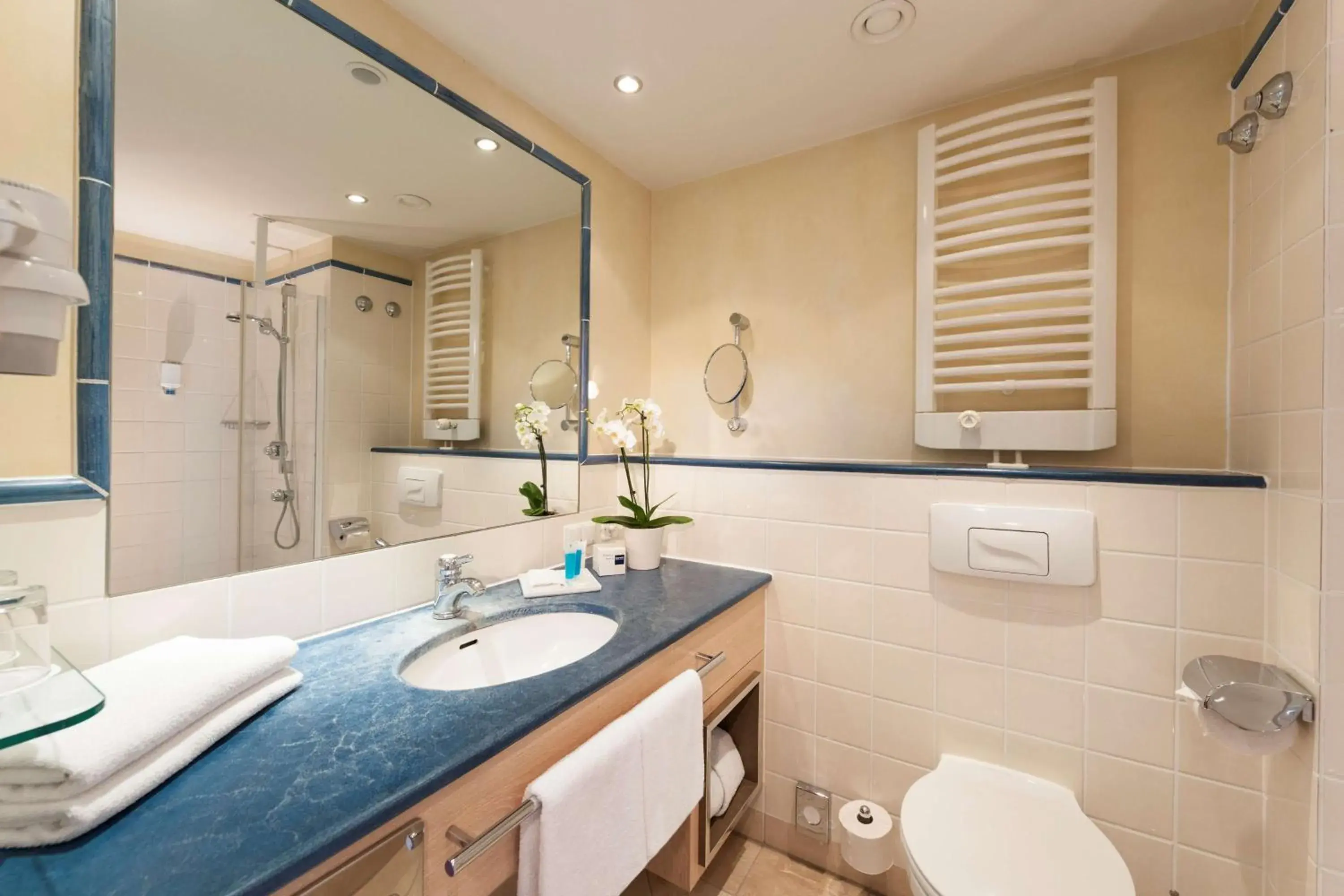 Comfort Suite - Land Side in Dorint Strandhotel Binz/Rügen Comfort Suite - Land Side in Dorint Strandhotel Binz/Rügen