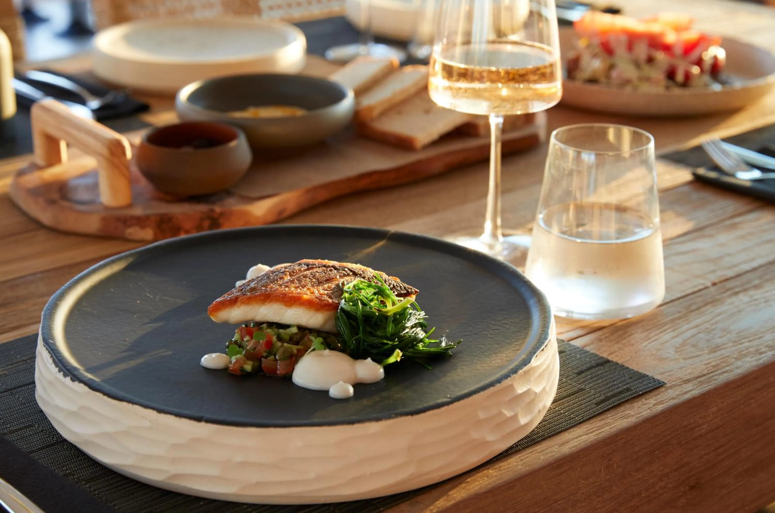 Food and drinks in Domes White Coast Milos, Adults Only