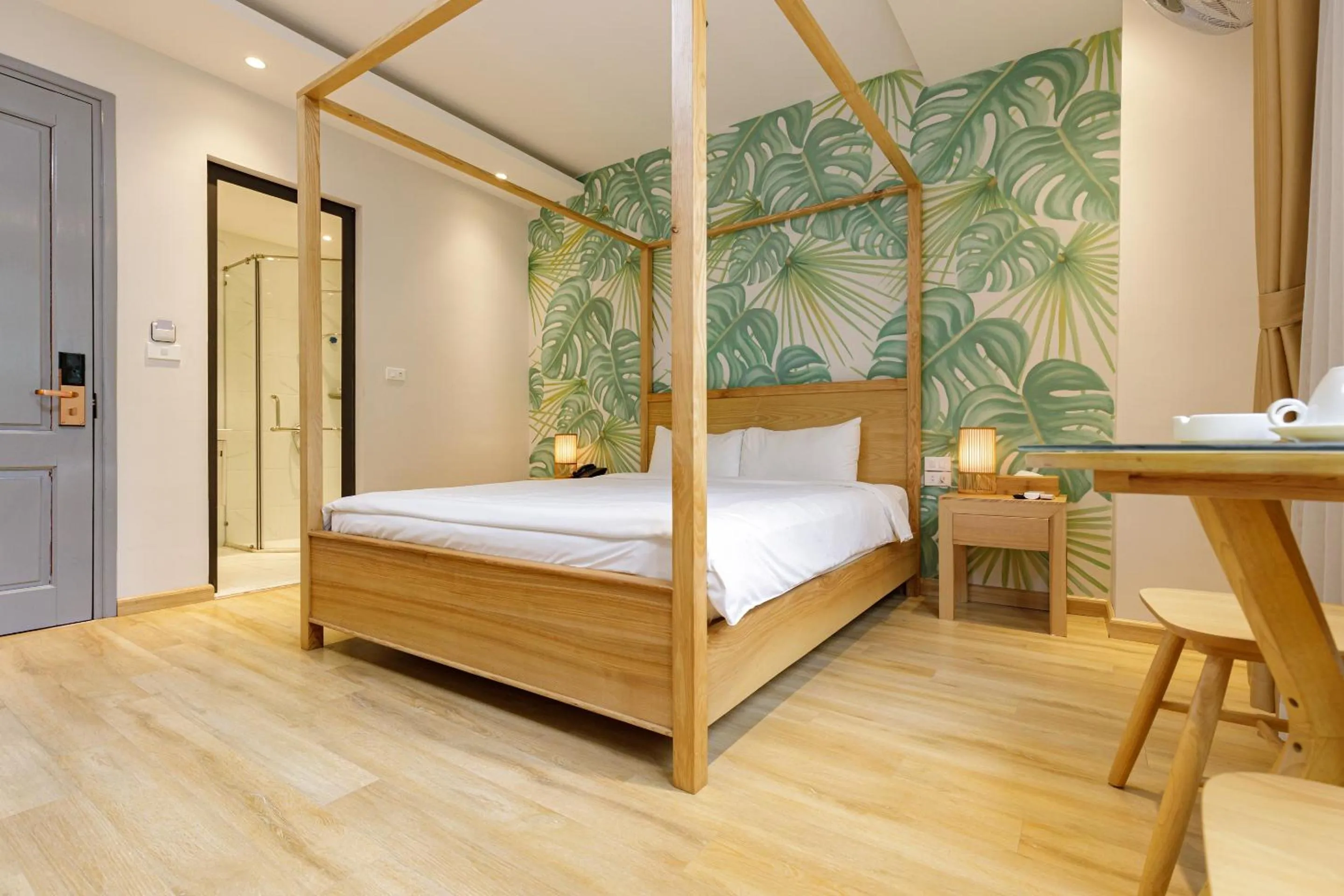 Bedroom, Bed in Super OYO Capital O 1169 Le Grand Hanoi Hotel - The Charm