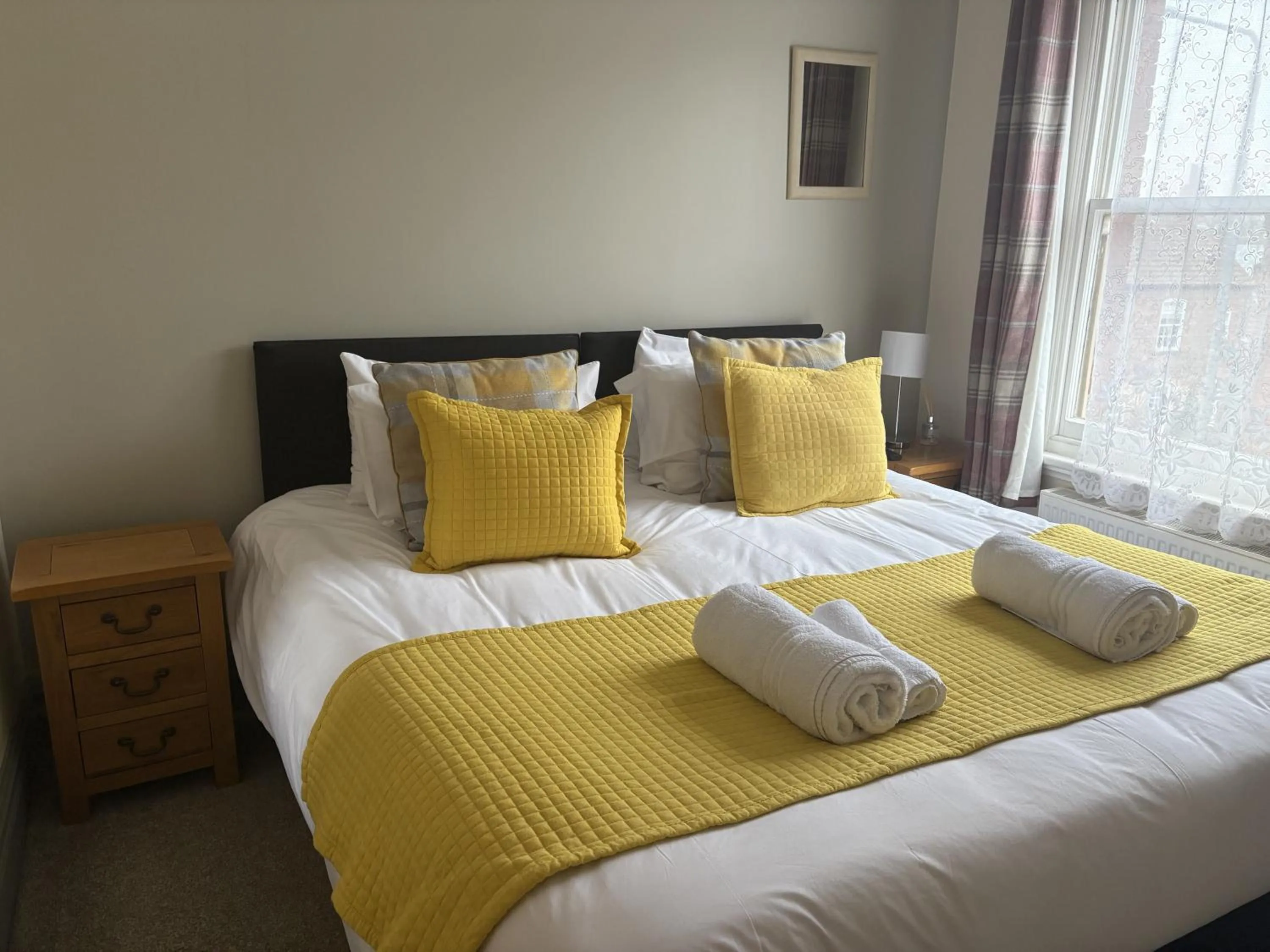 Bed in The White Hart Rooms