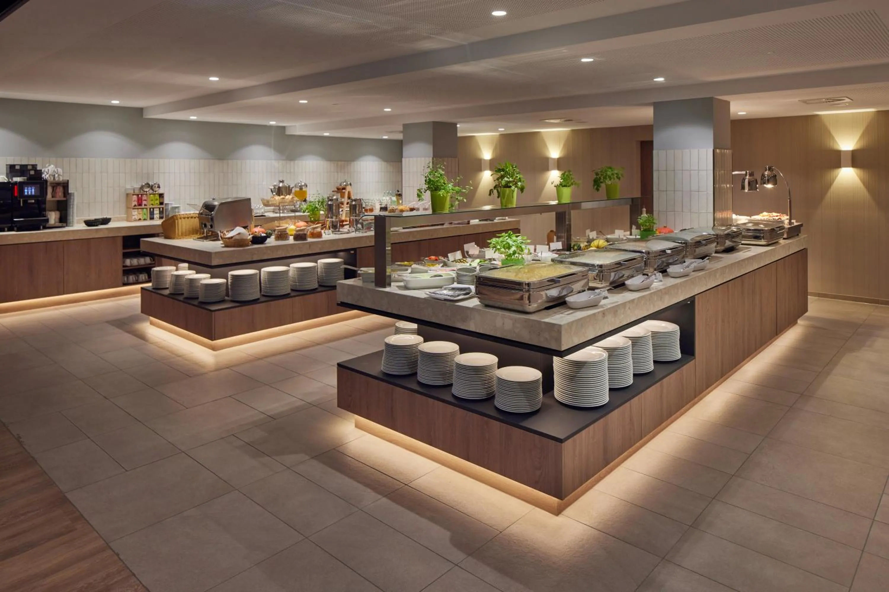 Breakfast in DoubleTree by Hilton Hannover Schweizerhof