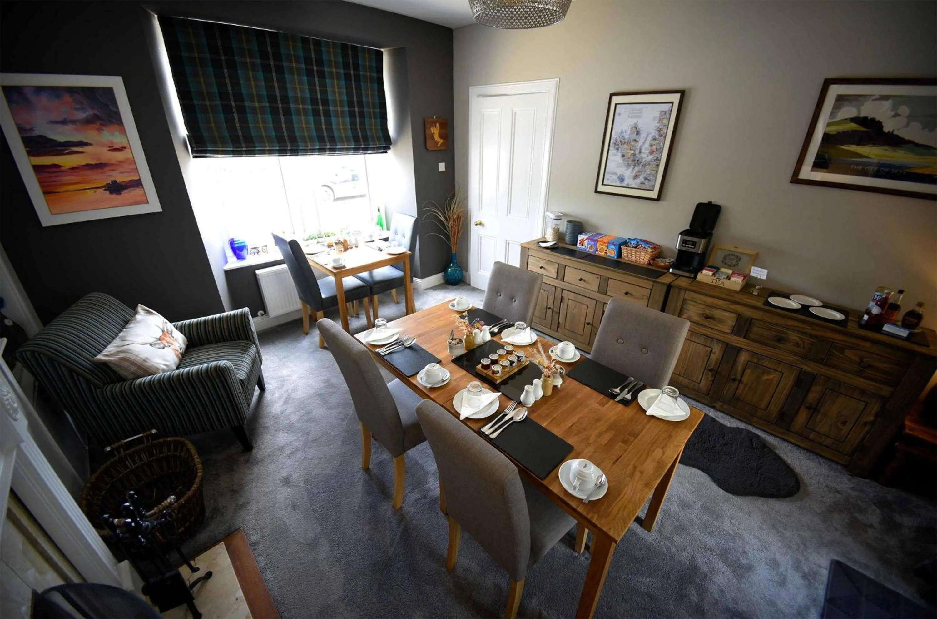 Breakfast in Rockview