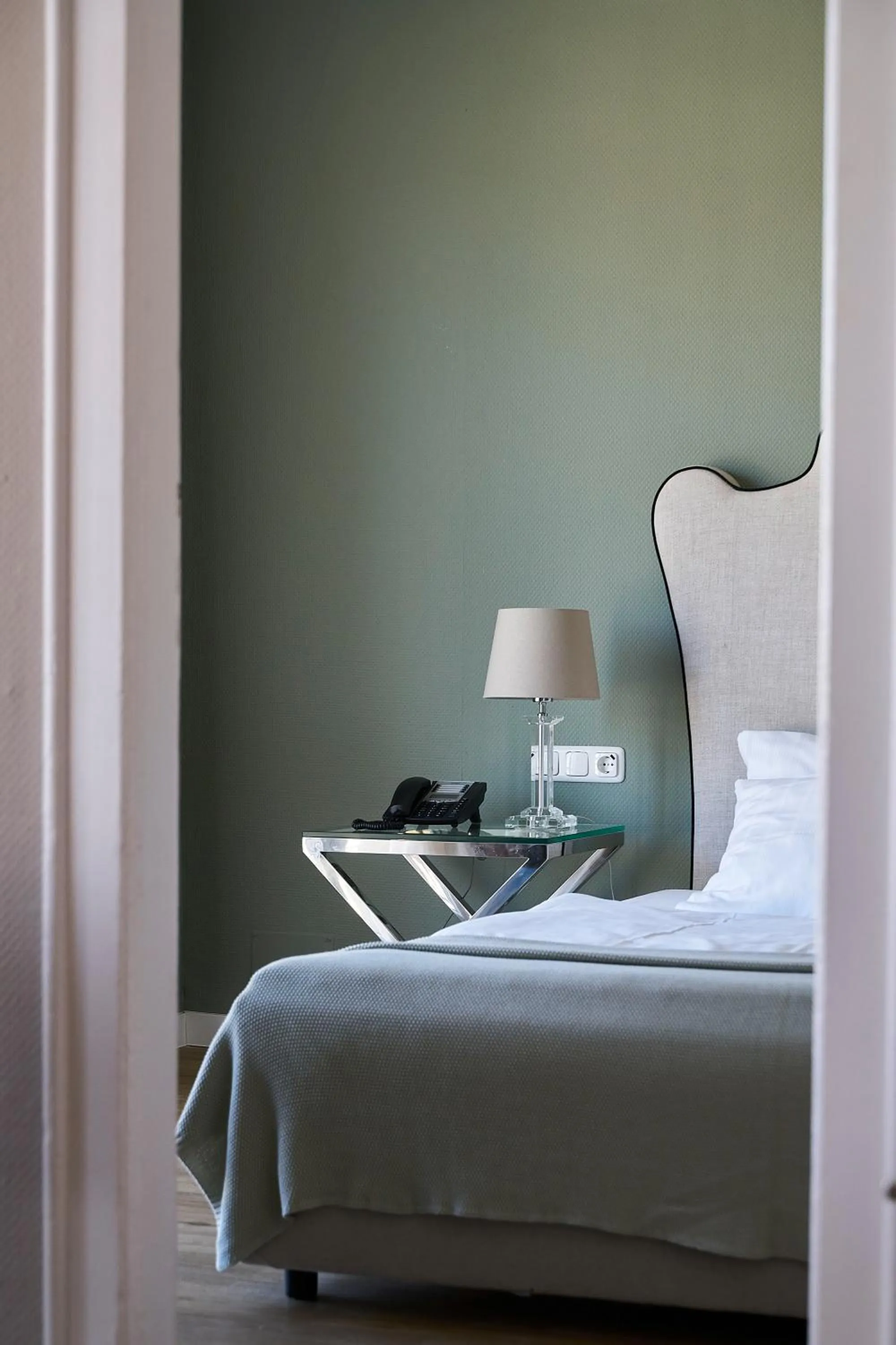 Bed in Hotel Monopol - Central Station