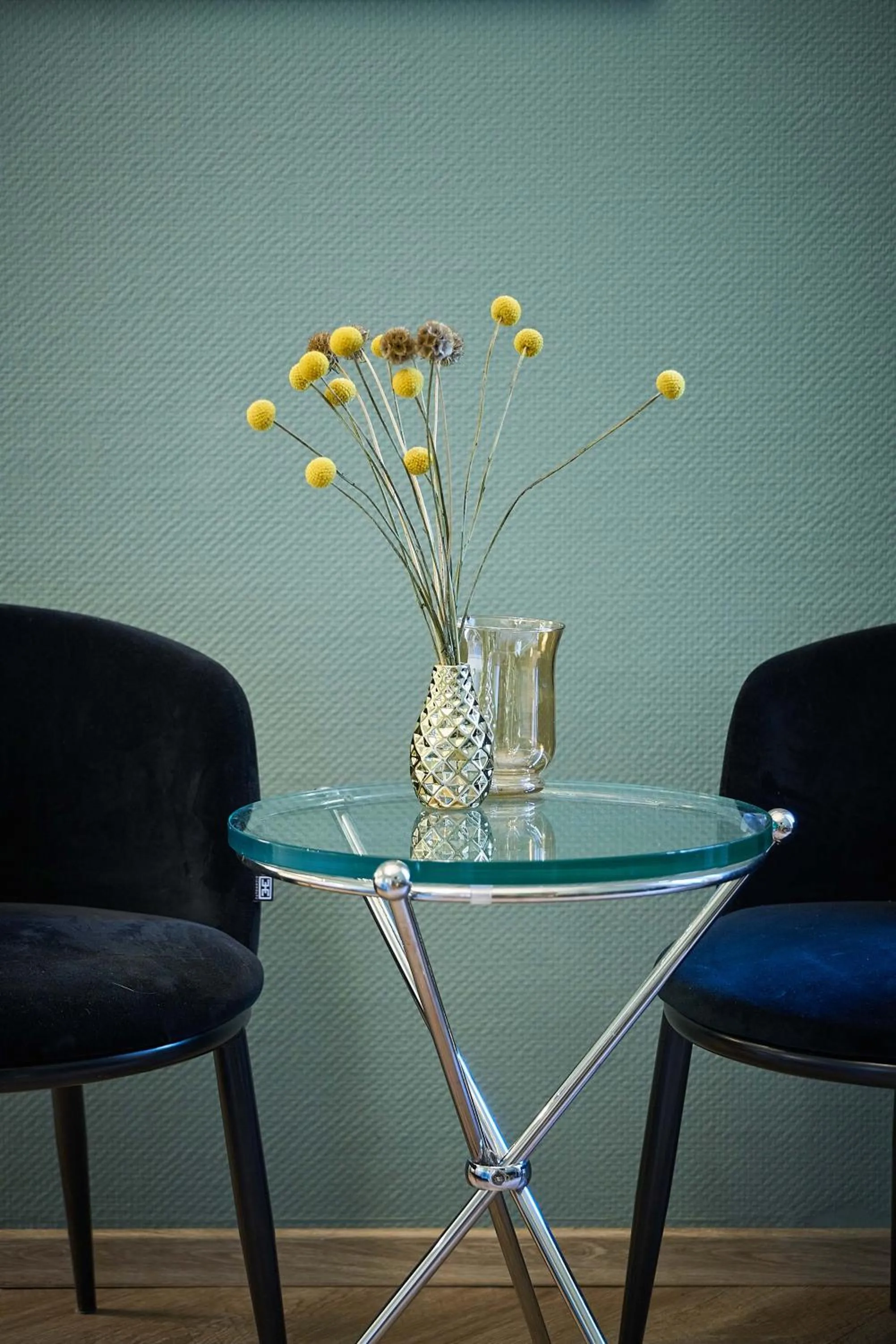 Seating area in Hotel Monopol - Central Station