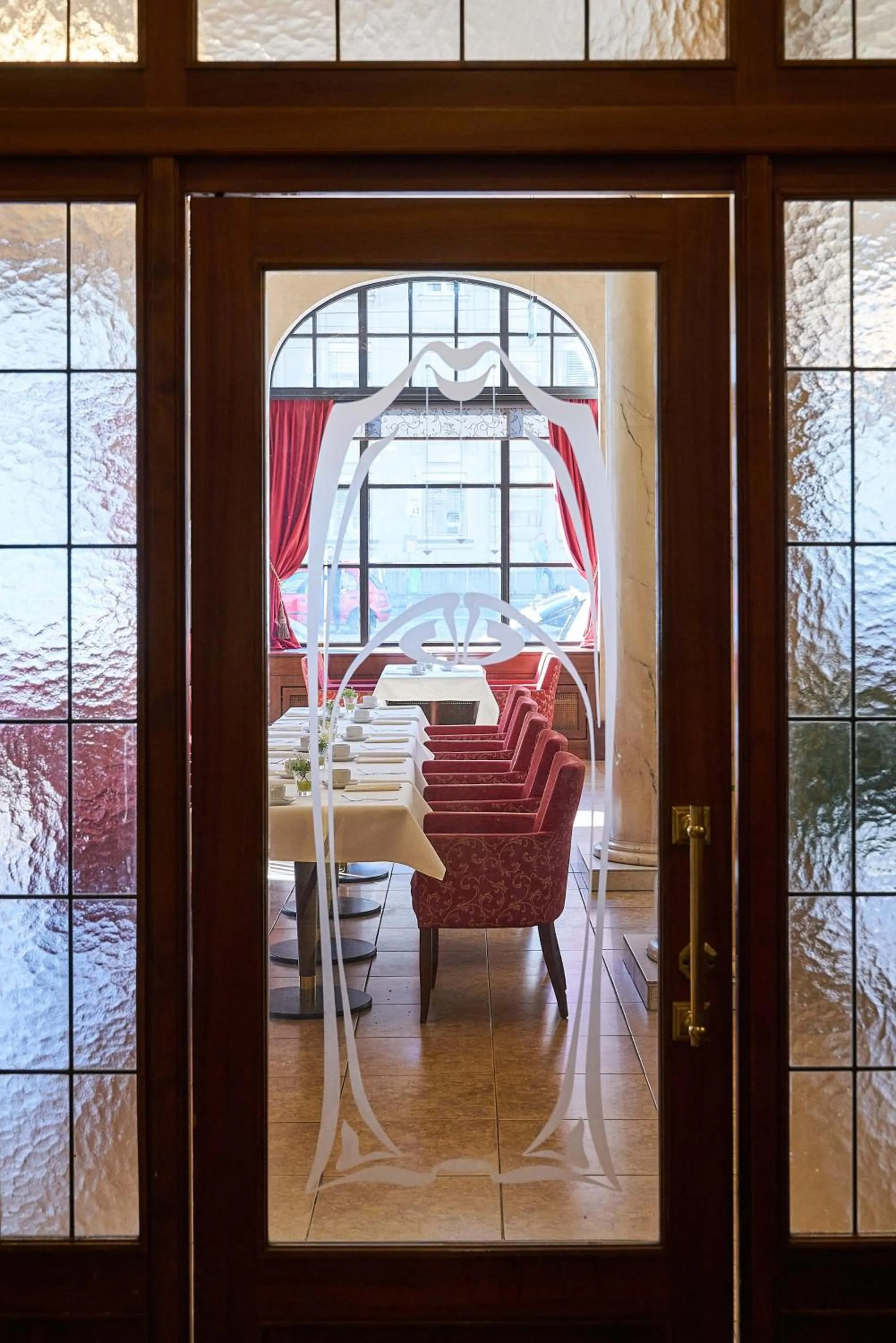 Seating area in Hotel Monopol - Central Station